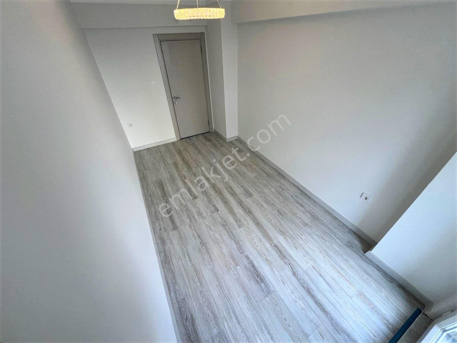 🟠🟠 Alfa'dan Açay'da Ayrı Mutfak Satılık Şık Tasarımlı Ön Cephe 3+1 Geniş Daire - Görsel 26