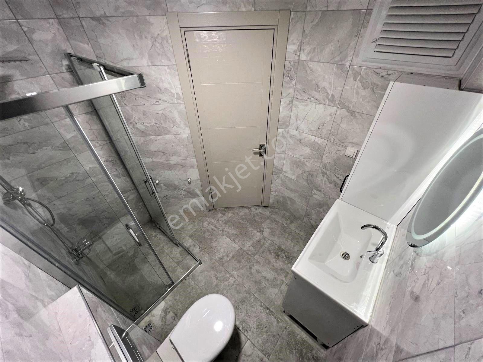 🟠🟠 Alfa'dan Açay'da Ayrı Mutfak Satılık Şık Tasarımlı Ön Cephe 3+1 Geniş Daire - Görsel 23