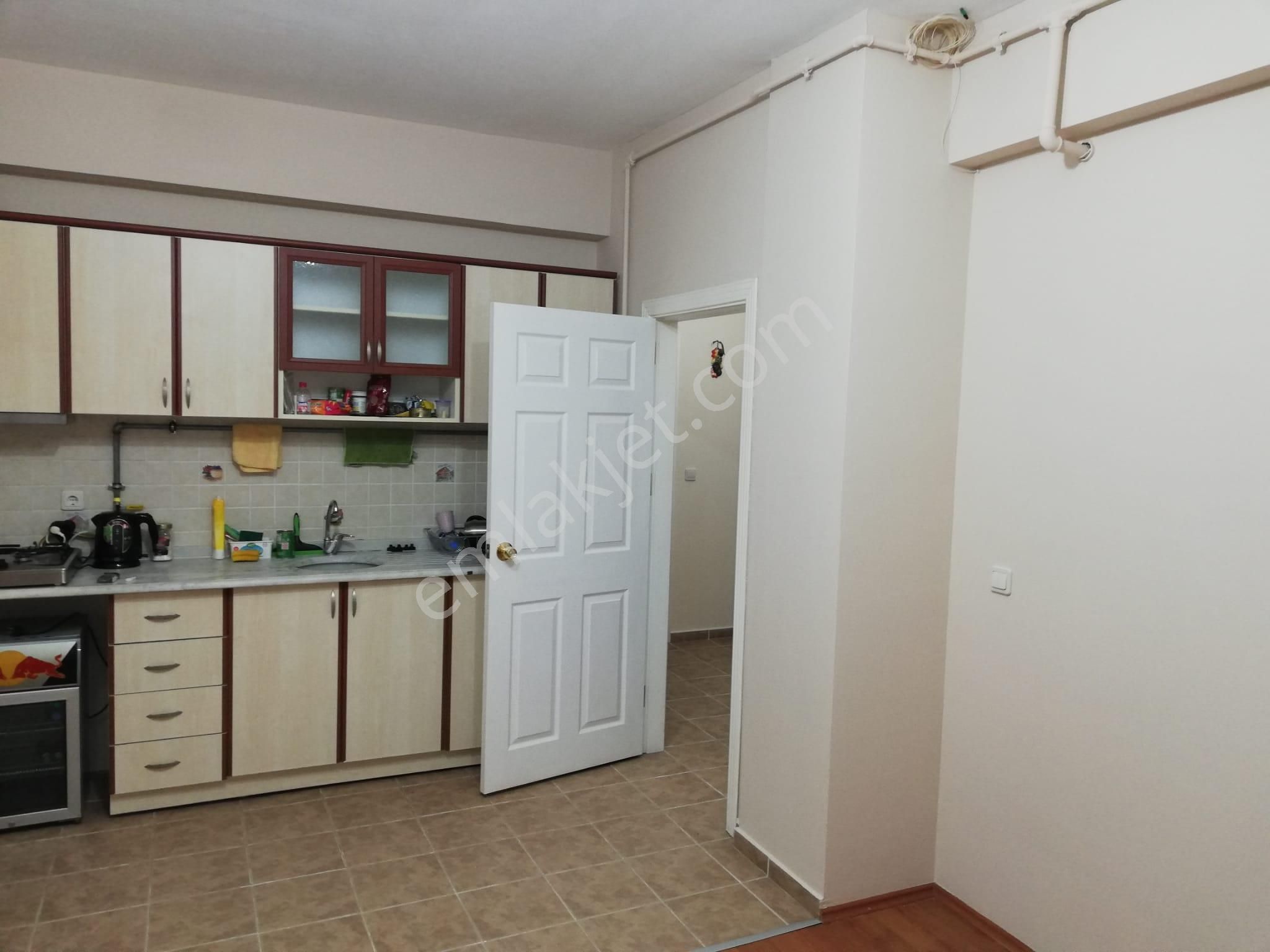 Recep Ümit Emlak'tan Büyükdere Mahallesinde Atatürk Bulvarı Yakını Amerikan Mutfaklı 2+1 Daire Fç40 - Görsel 8