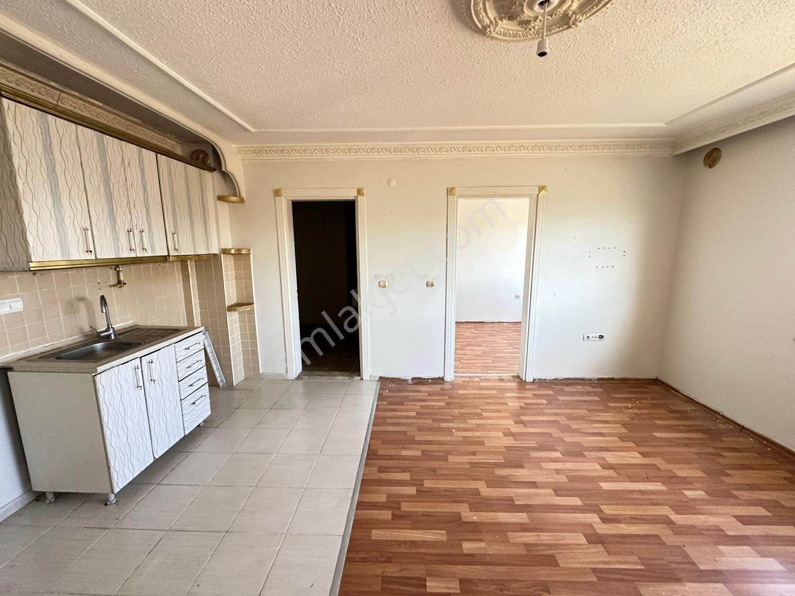 Arslan Mülk Ofisinden Toki 8. Etap Da 1+1 Ara Kat Satılık Daire - Görsel 3