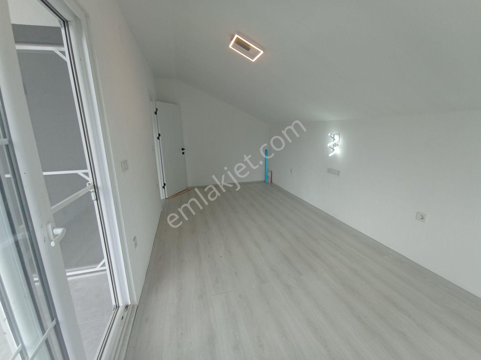 Çiğdem Emlak'tan Müstakil Tadında Kiralık Dubleks Ev - Görsel 7