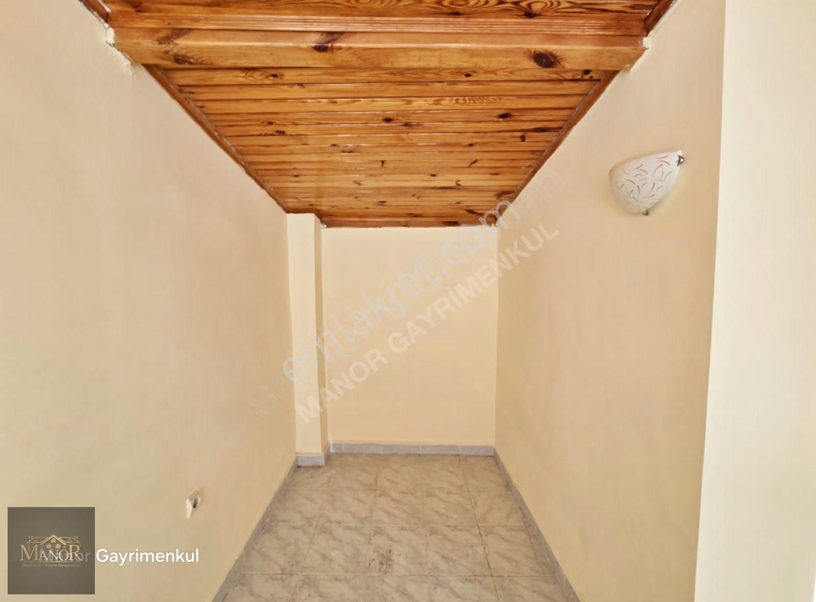 Kuşadası Kadınlar Denizi 4+1 Denize Yakın Havuzlu Sitede Villa - Görsel 21