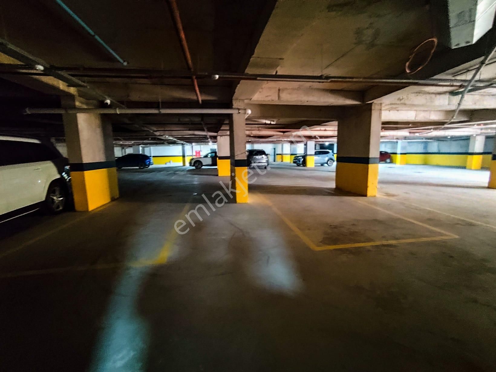 Mertcan Dan Royal Garden Sitesinden 2+1 Ebeveyn Banyolu - İskanlı Fırsat - Görsel 29