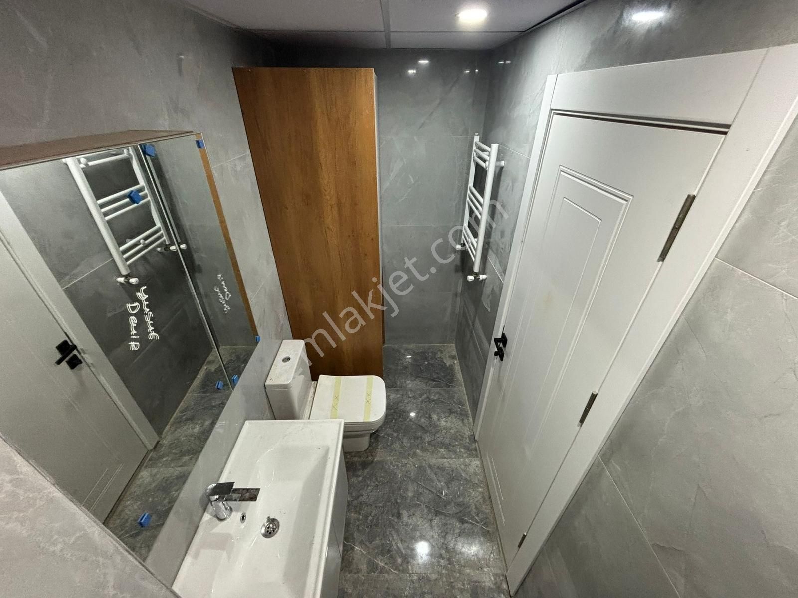 ▀mera Emlaktan Tuzcumurat Mah. Çift Cepheli 2+1 90m2 Lüx Daire - Görsel 32