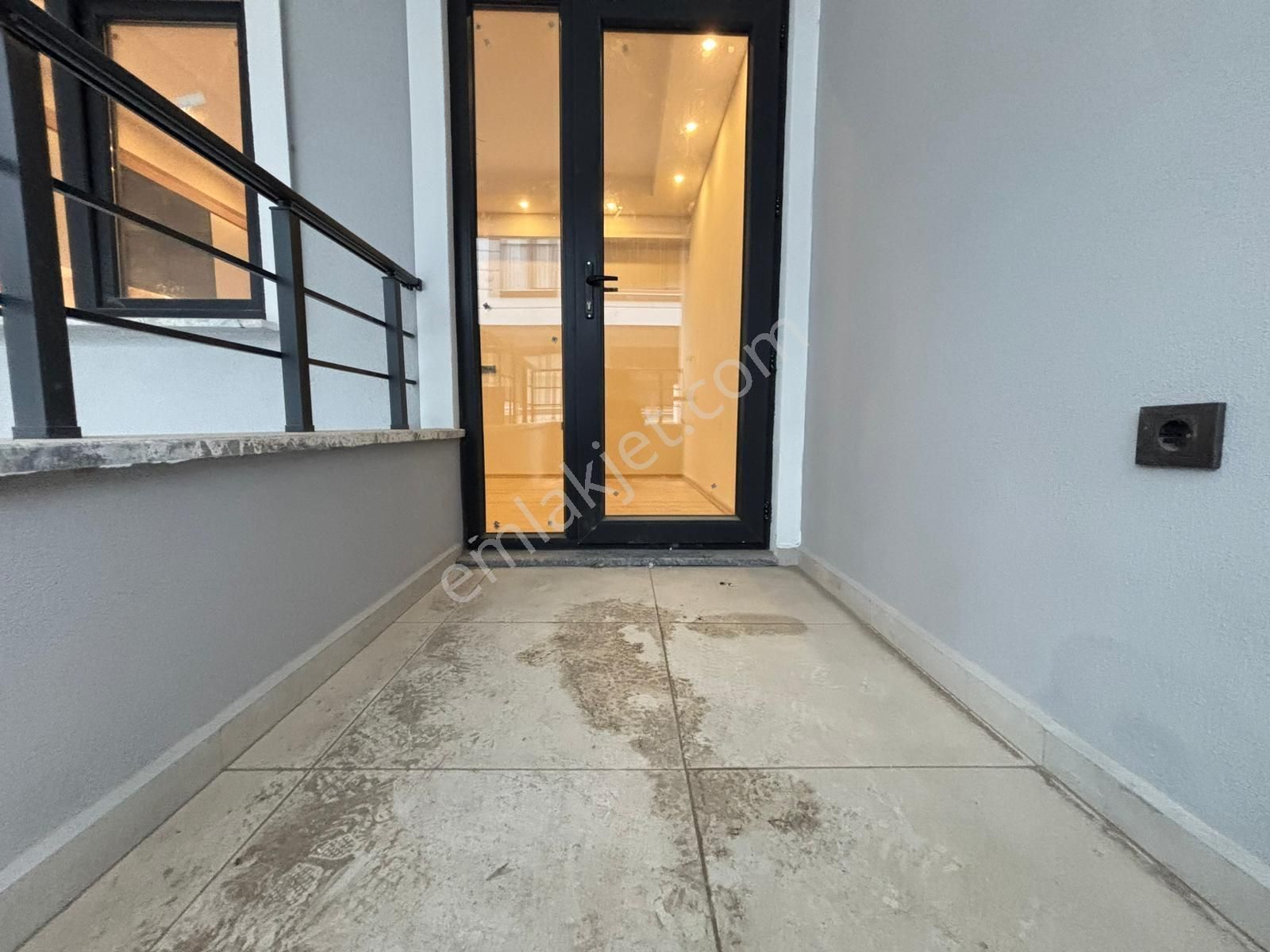 ▀mera Emlaktan Tuzcumurat Mah. Çift Cepheli 2+1 90m2 Lüx Daire - Görsel 25