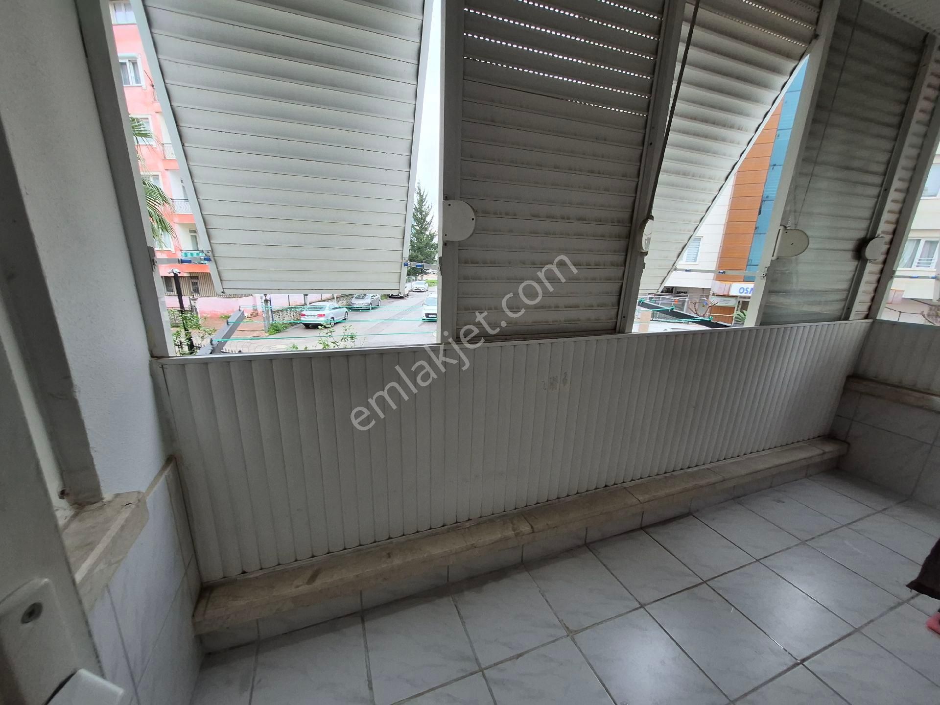 Kızılarık Aytemiz Petrol Kavsagı Garanti Bankası Arkası Siteıcı 3+1 - Görsel 15