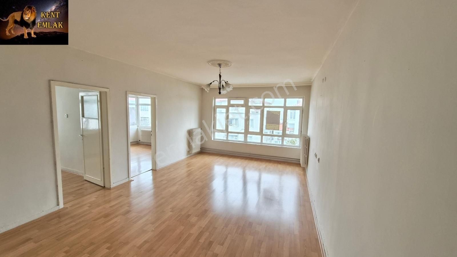 Kent Emlak'tan Abidin Paşada 3. Katta 3+1 Yapılı Satılık Daire