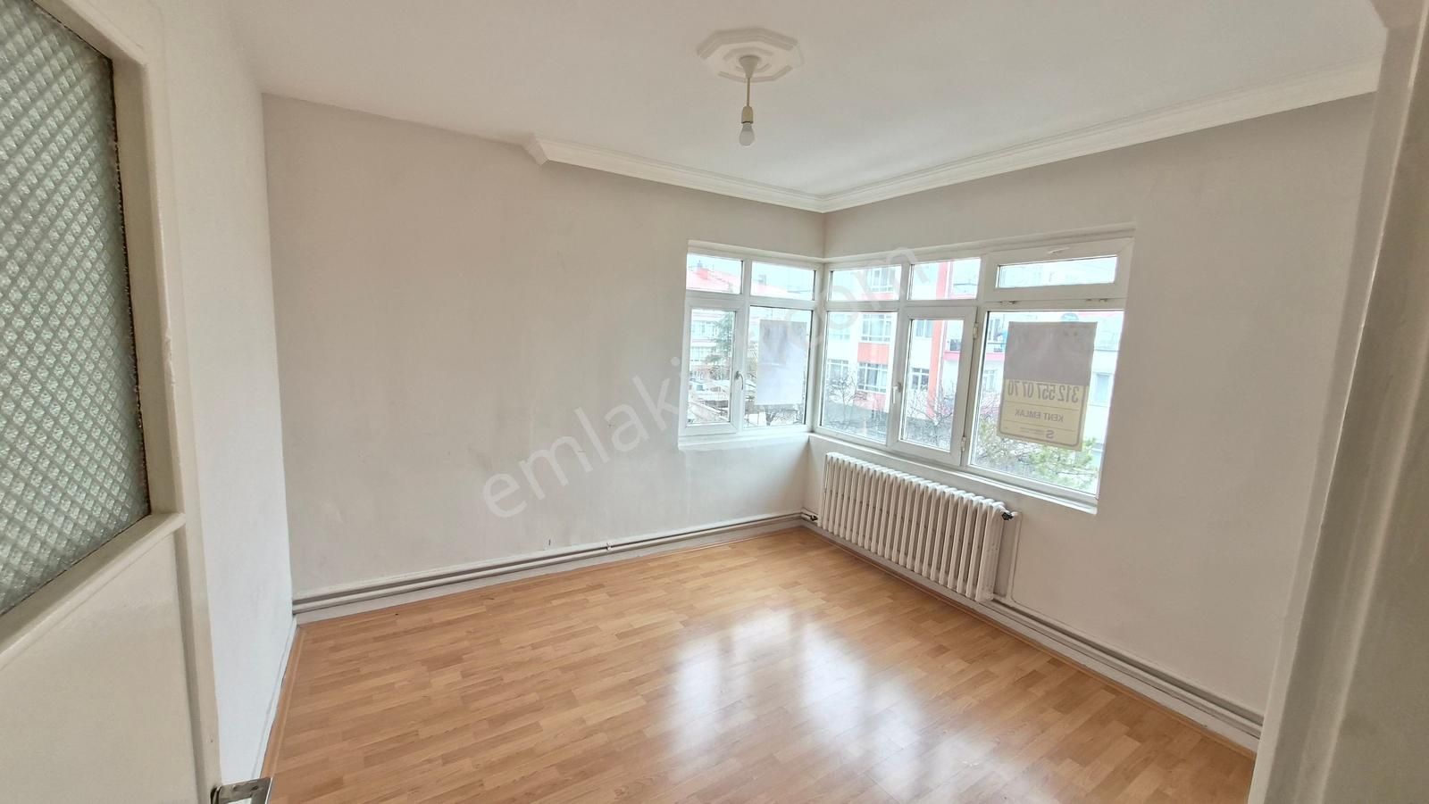 Kent Emlak'tan Abidin Paşada 3. Katta 3+1 Yapılı Satılık Daire - Görsel 21