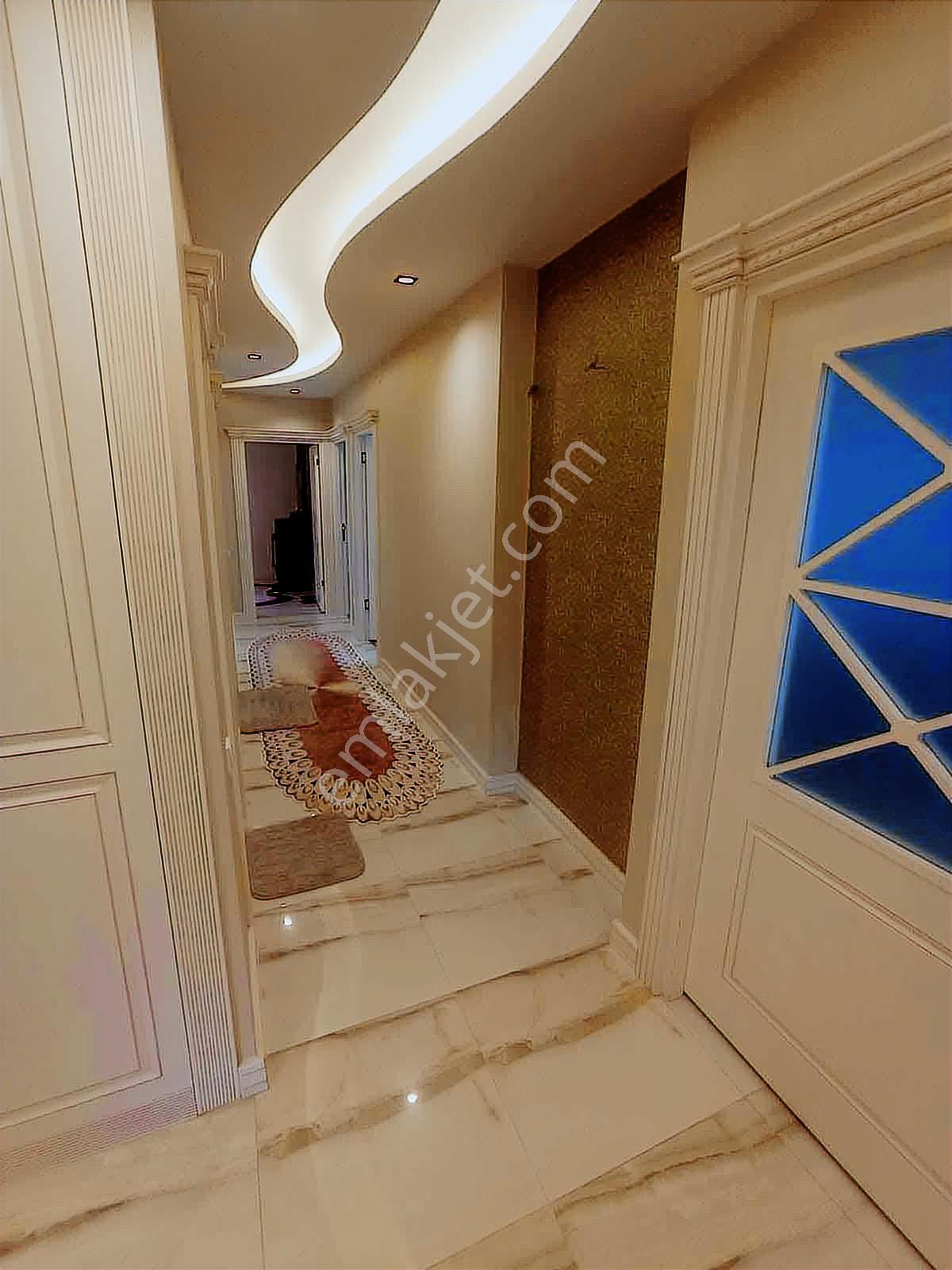 Mersin Mezitlide Residence İçinde Satılık 4+1 Hazır Daire !! - Görsel 14