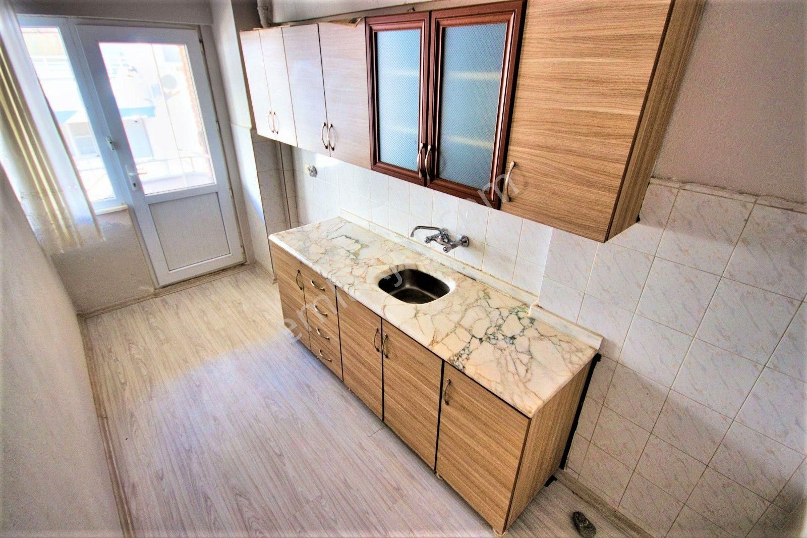 🟠🟠alfa'dan Akçay'da Satılık Barbekülü Ayrı Mutfak Denize 400 Mt Mesafede 2+1 Geniş Daire - Görsel 2