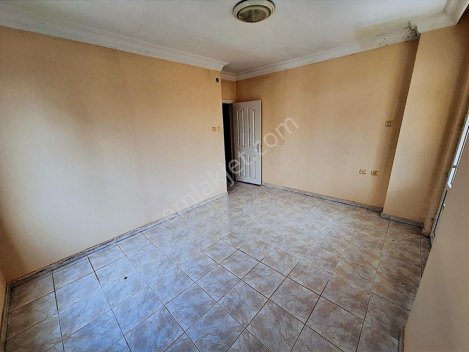 H.okan Merzeci Bulvarı Gözde Lokasyonda Satılık 3+1 Daire - Görsel 5