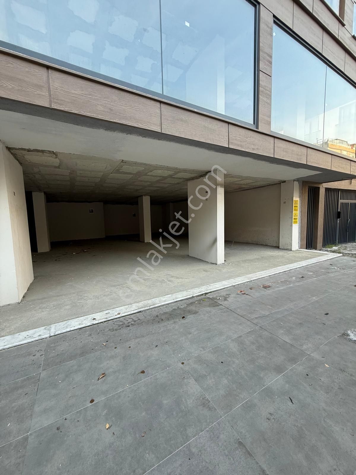 Adnan Kahveci Bölgesi Cadde Üstü Sıfır 330 M2 Satılık Dükkan !! - Görsel 9