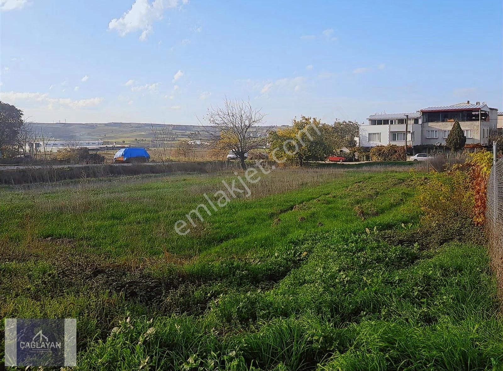 İrfaniye'de Satılık 715 M'2 Yatırıma Uygun İmarlı Arsa