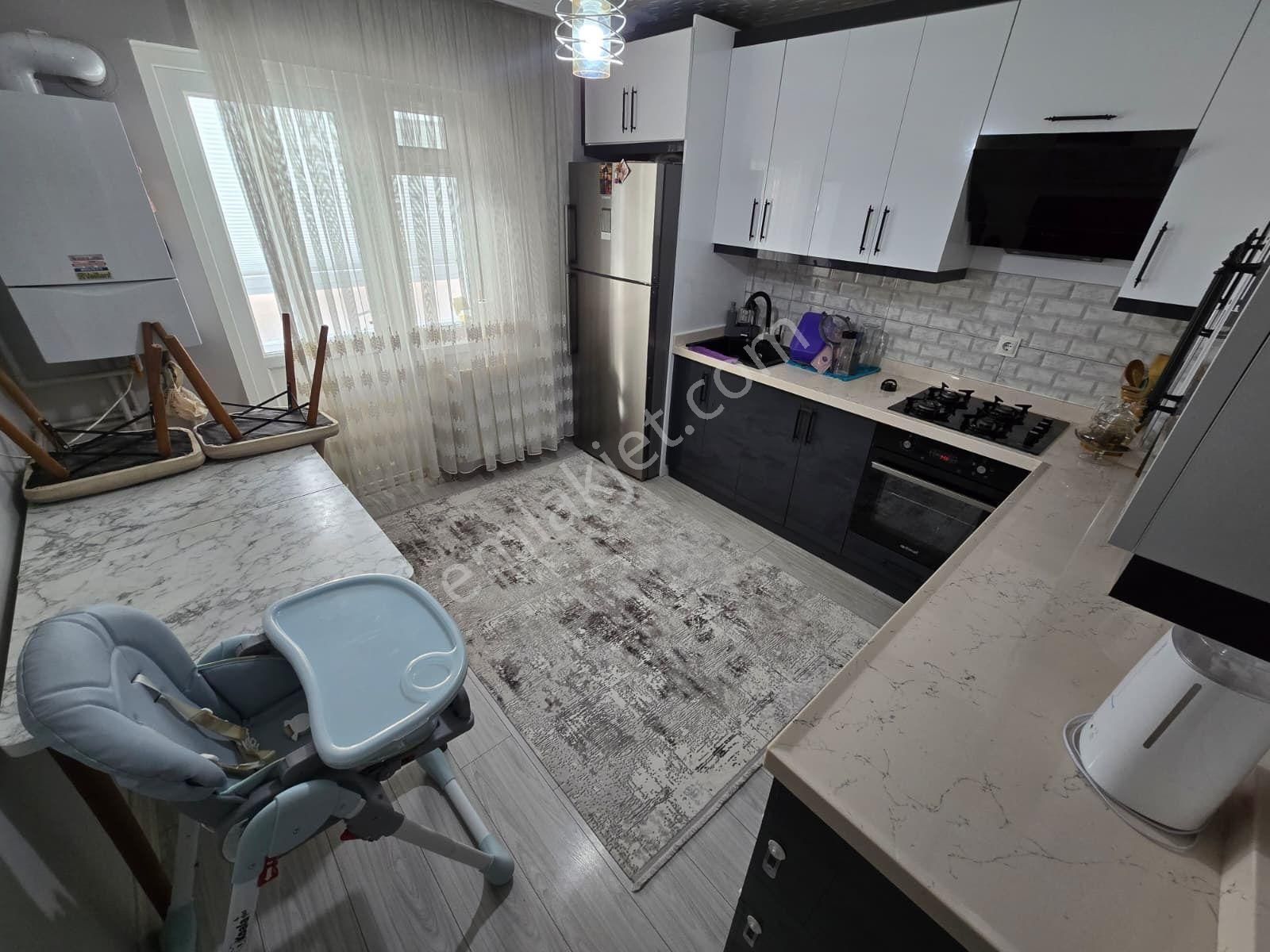 Sincan Pınarbaşı Mah'de 3+1 Full+full Yapılı Geniş E.banyolu Satılık Daire - Görsel 3