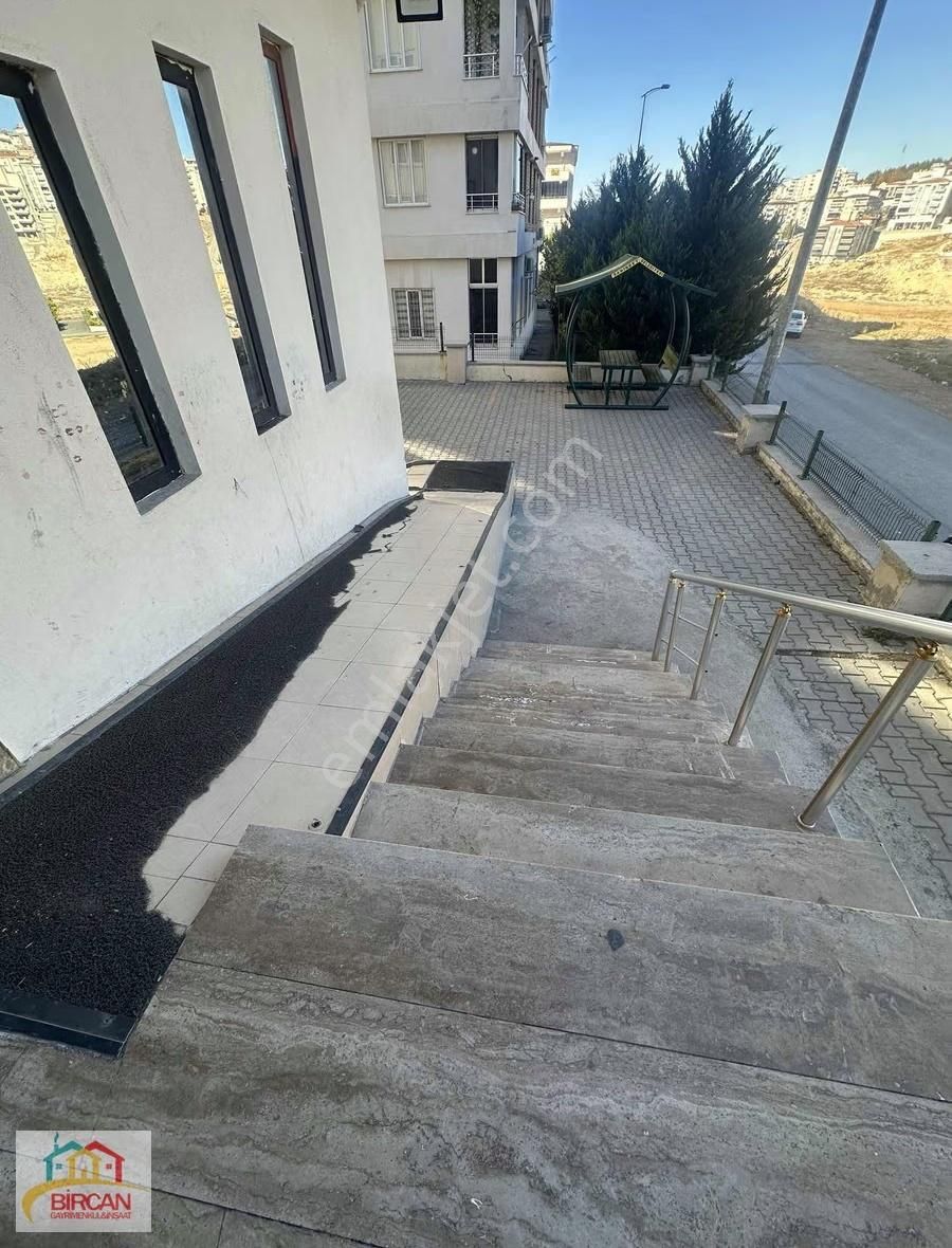 Güneykent'te Satılık Dördüncü Kat 2 + 1 - Görsel 30