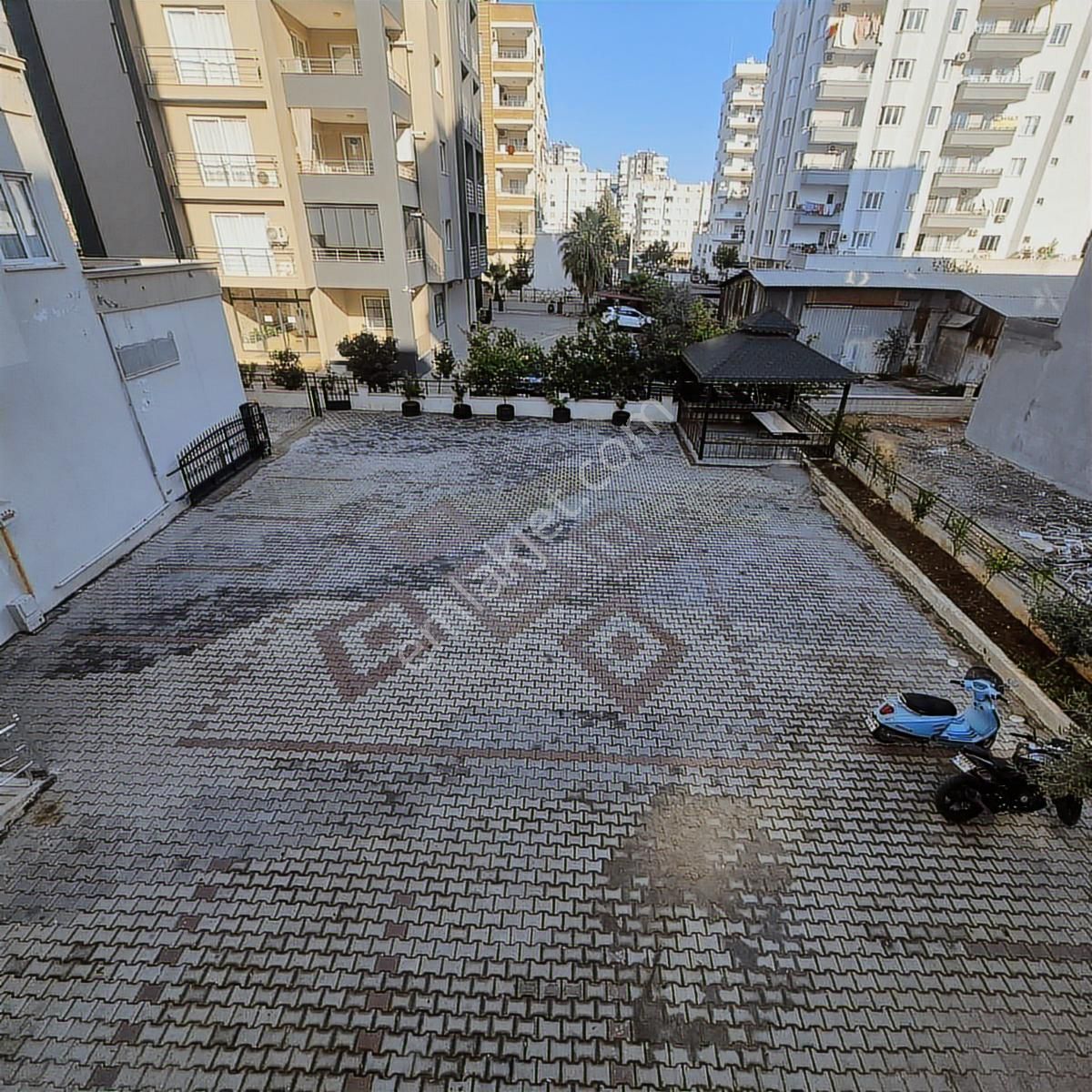 Mezitli Akdeniz Mah. Dev Teraslı Yenilenmiş Ultra Geniş 3+1 - Görsel 8