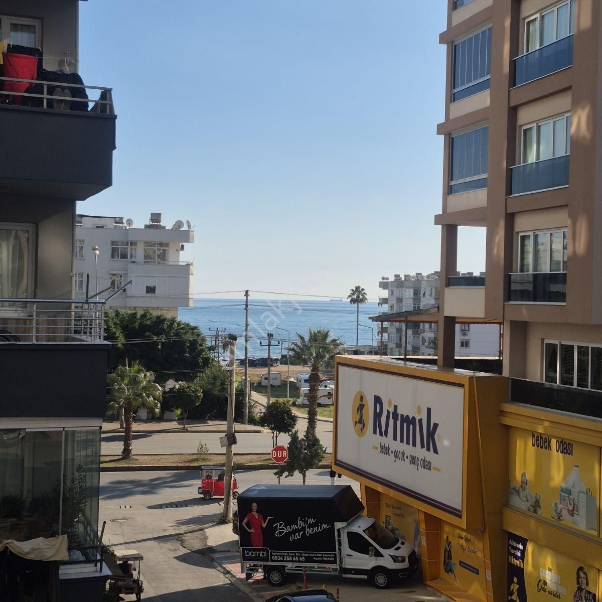 Mezitli Akdeniz Mah. Dev Teraslı Yenilenmiş Ultra Geniş 3+1 - Görsel 12