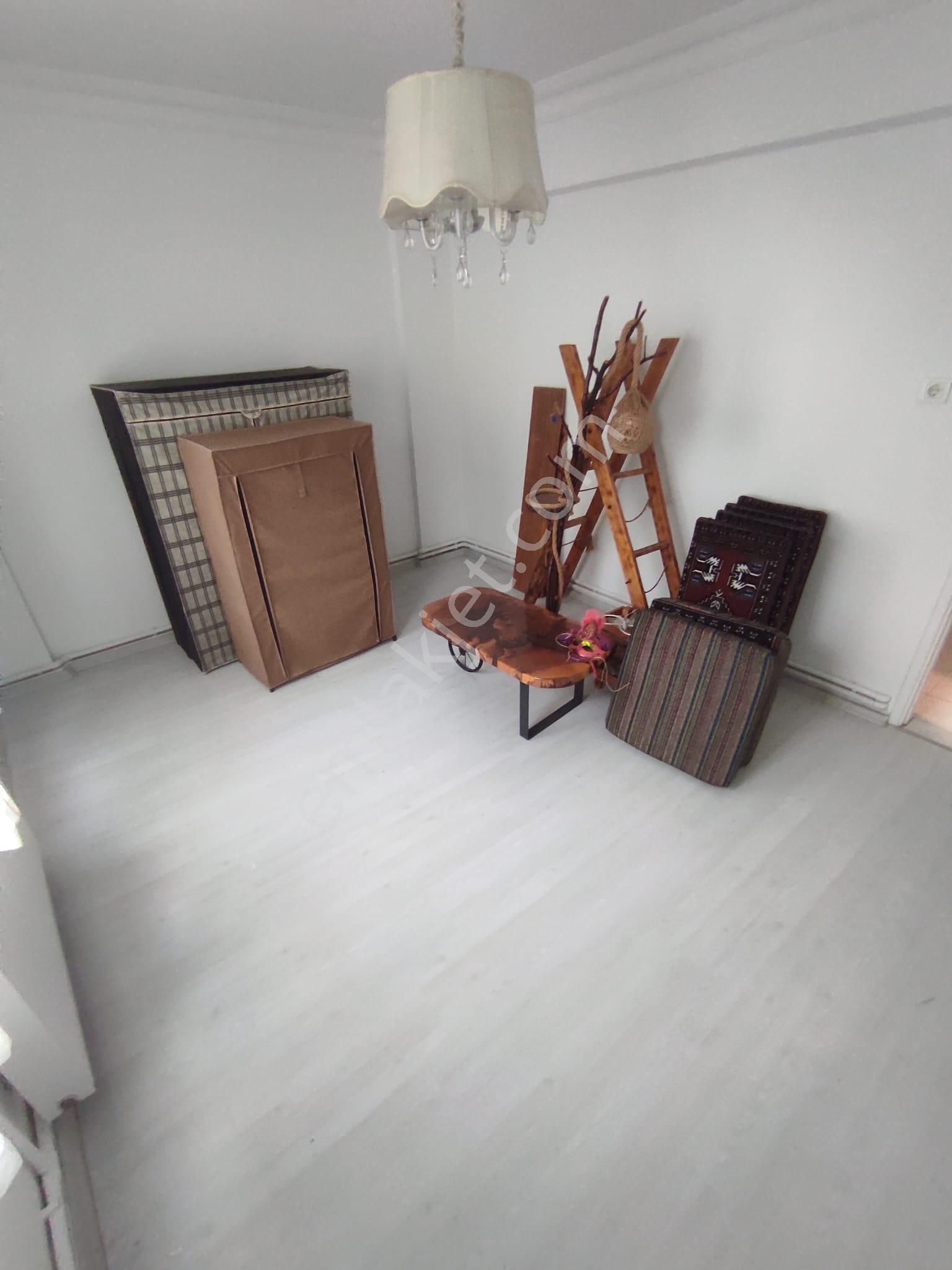 Arslan'dan Samsun İlkadım Selahiye Mahallesinde 3+1 Fırsat Daire - Görsel 9