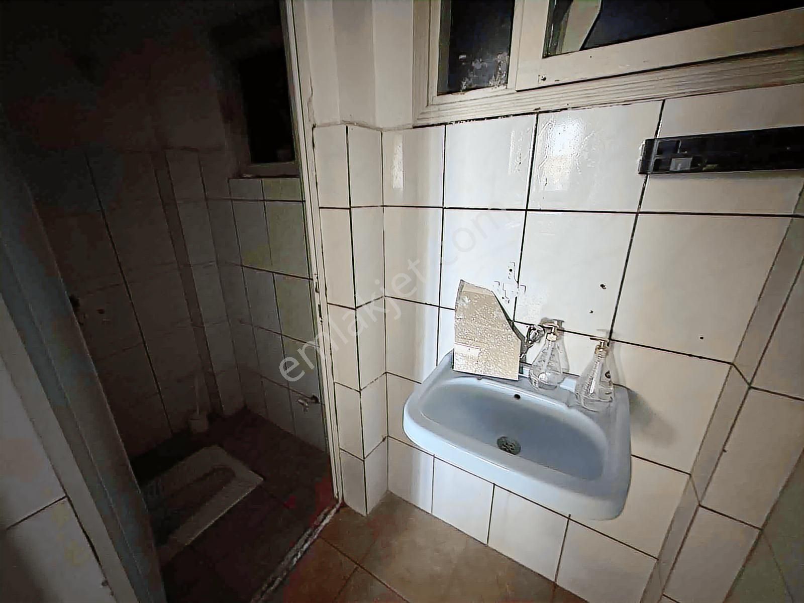 Eski Otogar Civarı Kiralık 3+1 Daire - Görsel 11