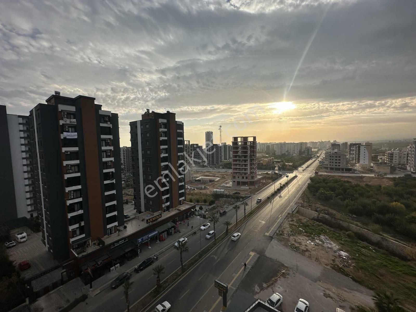 Mezitli Akdeniz Yaşardoğu Caddesinde Satılık Lüks 4+1 Daire - Görsel 26