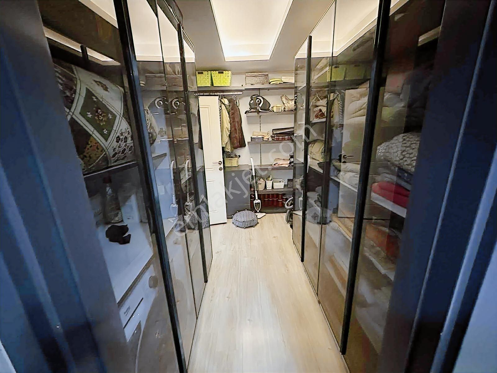 Mezitli Akdeniz Yaşardoğu Caddesinde Satılık Lüks 4+1 Daire - Görsel 16