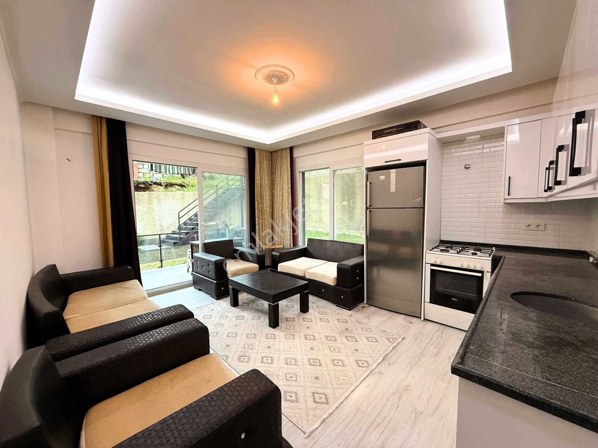 Goldhouse Dan Satılık Patlangıç Ta Geniş Bahçe Katı 2+1 Fırsatı