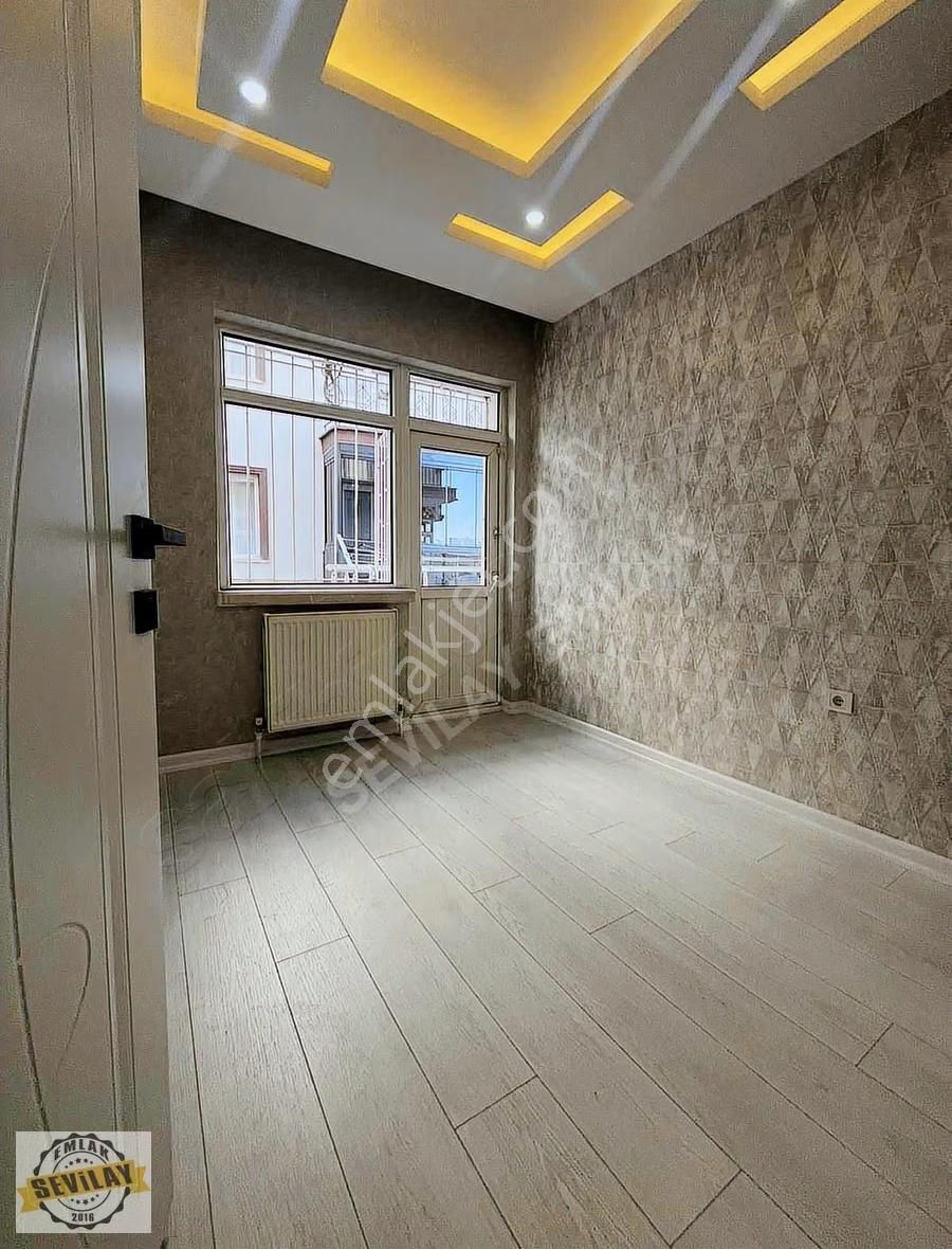 Yakacık Mahallesi Çilek Sokakta 1. Kat Ön Cephe Satılık Daire. - Görsel 6