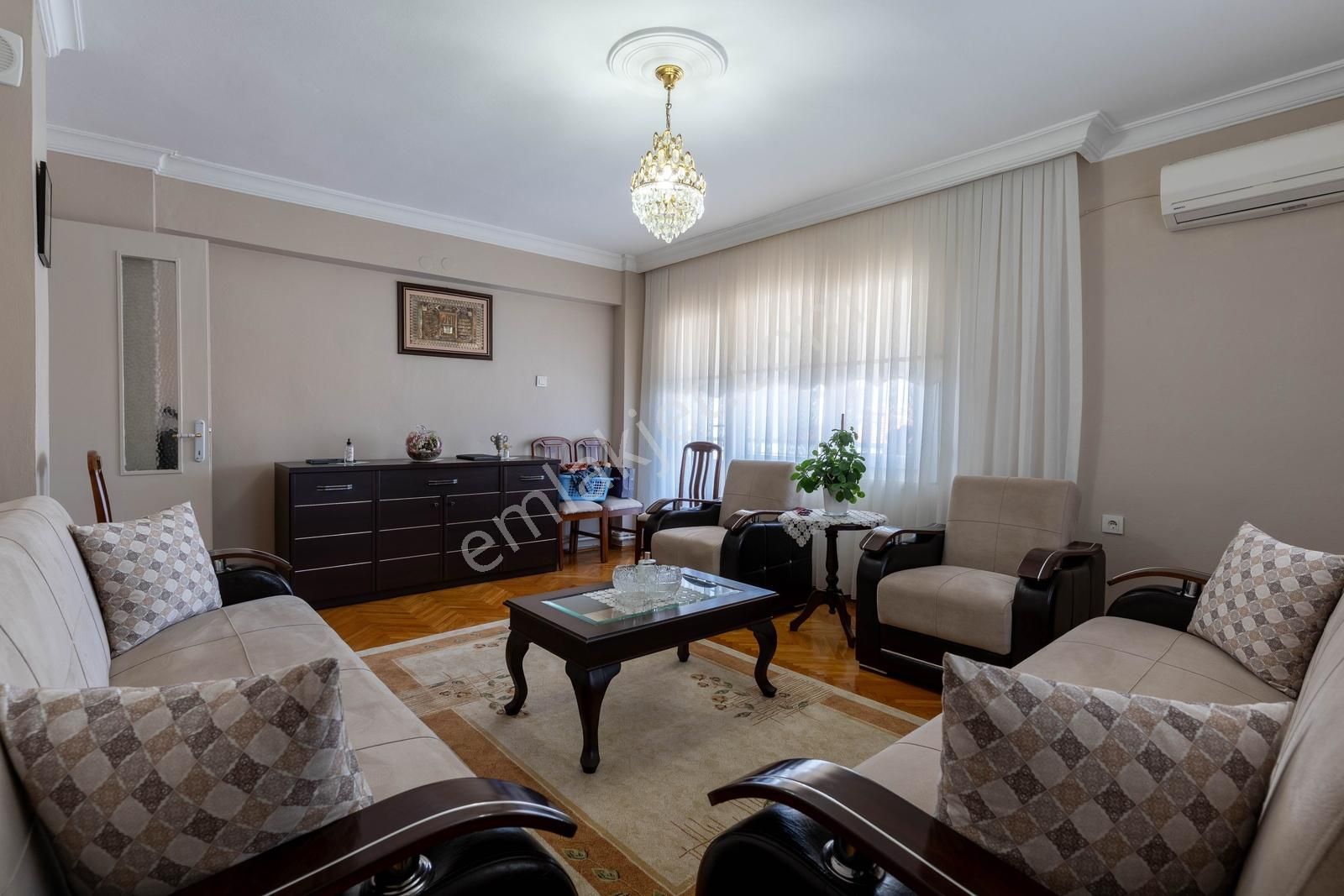 Emin'den 3+1 Tadilatlı Otoparklı Masfarsız Daire - Görsel 13