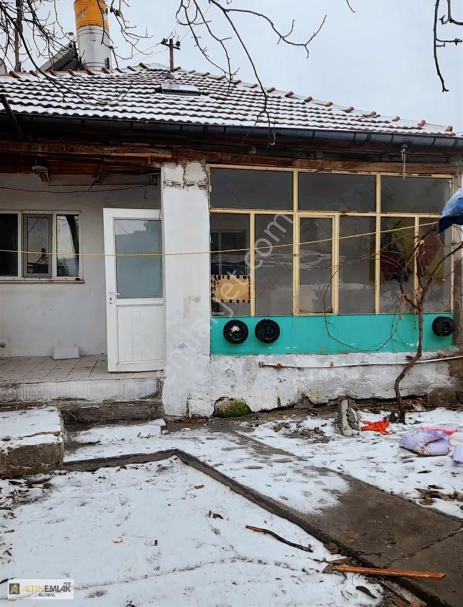 Yenidoğanda Satılık Müstakil Ev