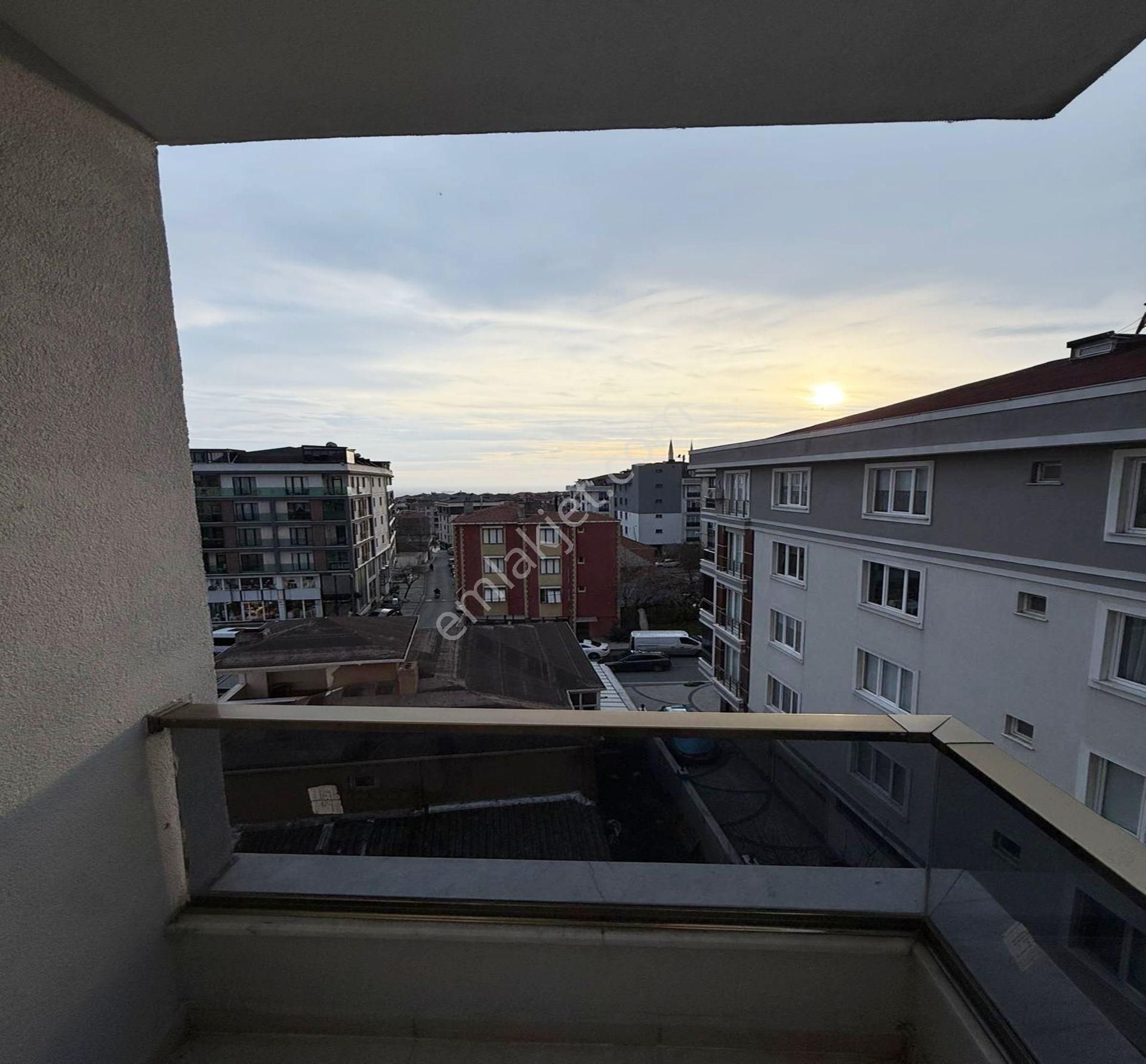 West Marina'ya Yakın Konumda Kaçırılmıyacak Fiyatta Geniş 3+1 Satılık !! - Görsel 6