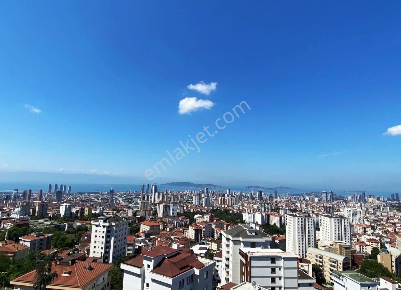 Mertcan Dan Yakacık Meydana Yürüme Manzaralı 3+1 Lüks Daire