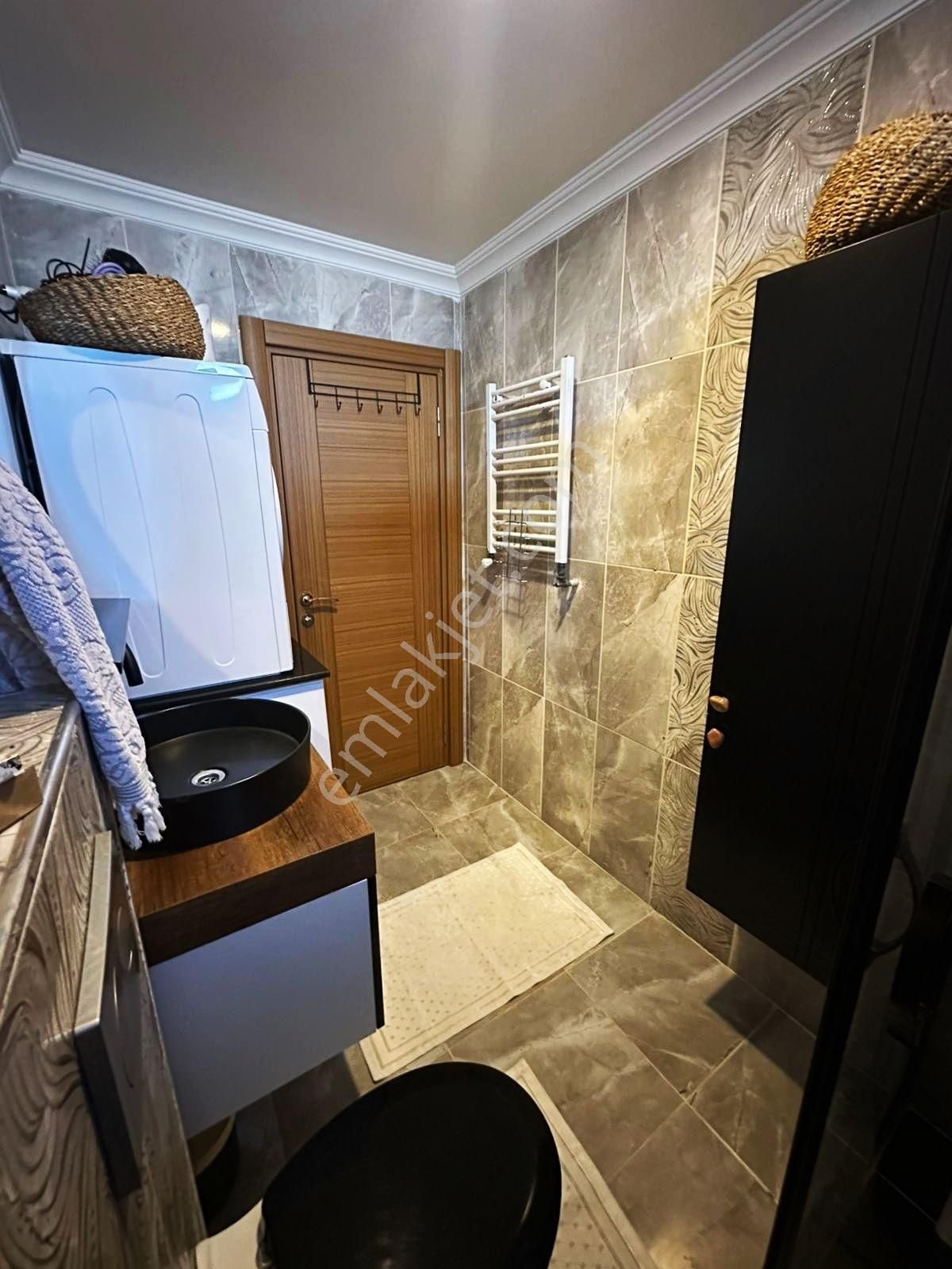 Mertcan Dan Yakacık Meydana Yürüme Manzaralı 3+1 Lüks Daire - Görsel 11