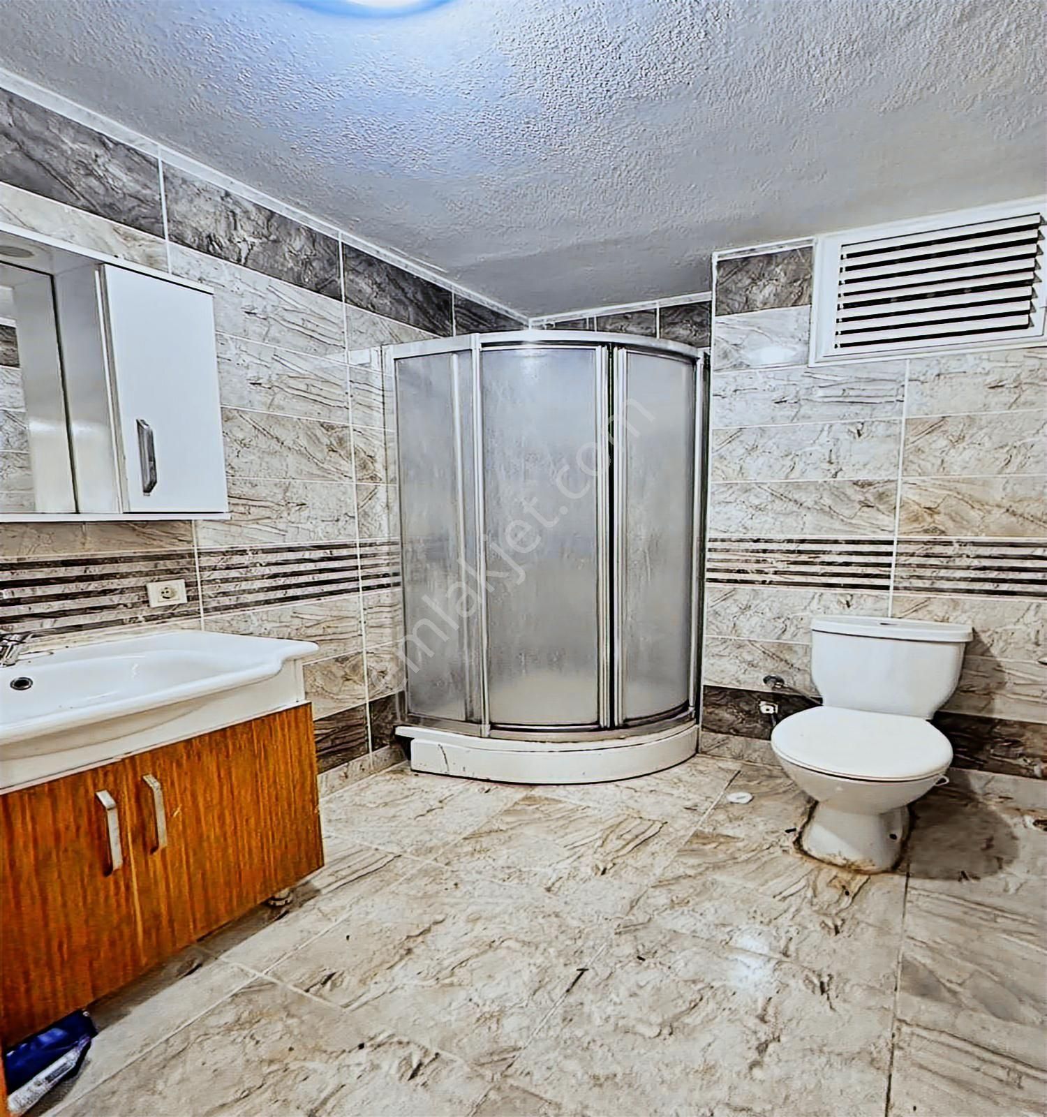 Esenyurt Atatürk Mah.bahçeli 1+1 75m2 İskanlı Yeni Bina 1.350.00 - Görsel 3