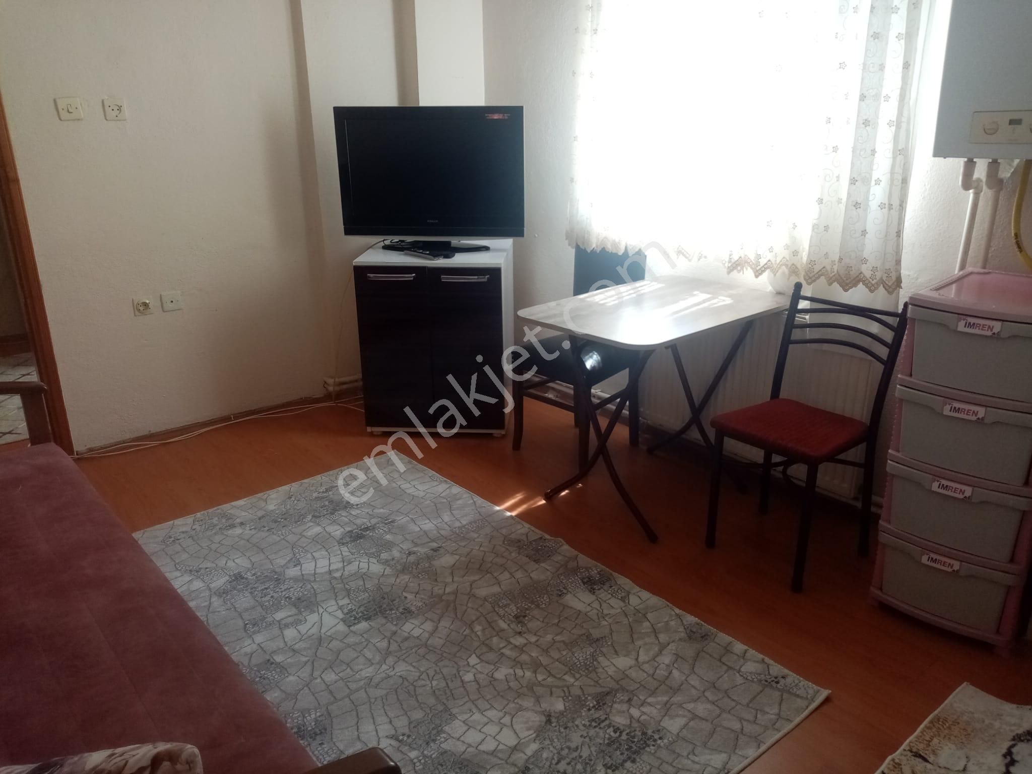 Balıkesir Bahçelievler.demirdağ Emlaktan Eşyalı Kiralık 1+1 Daire - Görsel 3