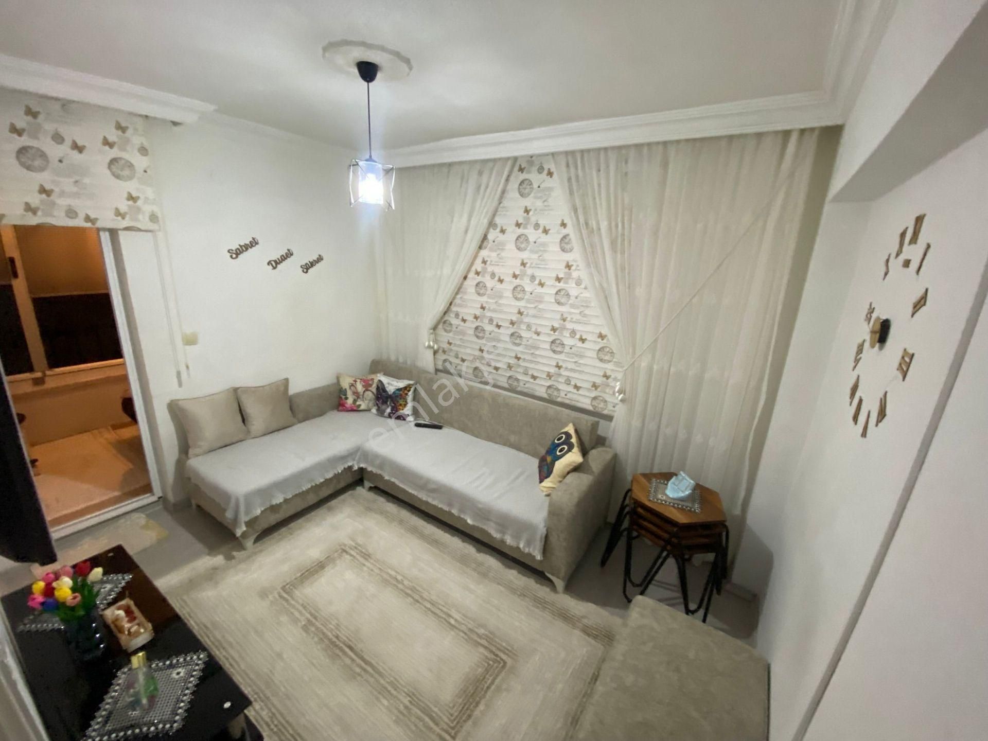 Sincan Ahievran'da Cadde Üzeri Ön Cephe Arakatta Emsalsiz Asansörlü Daire - Görsel 22