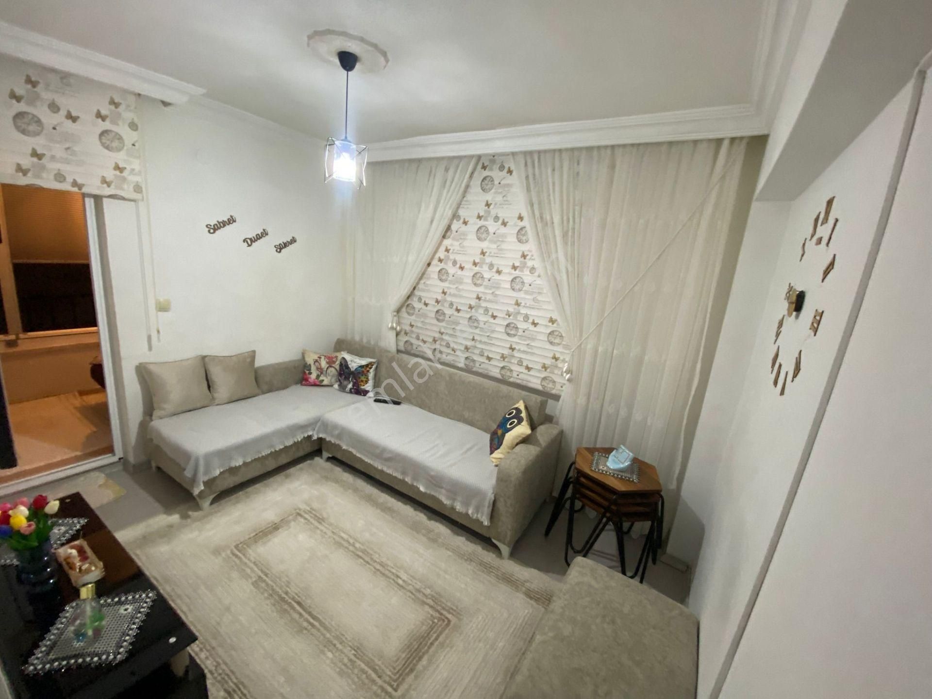 Sincan Ahievran'da Cadde Üzeri Ön Cephe Arakatta Emsalsiz Asansörlü Daire - Görsel 11