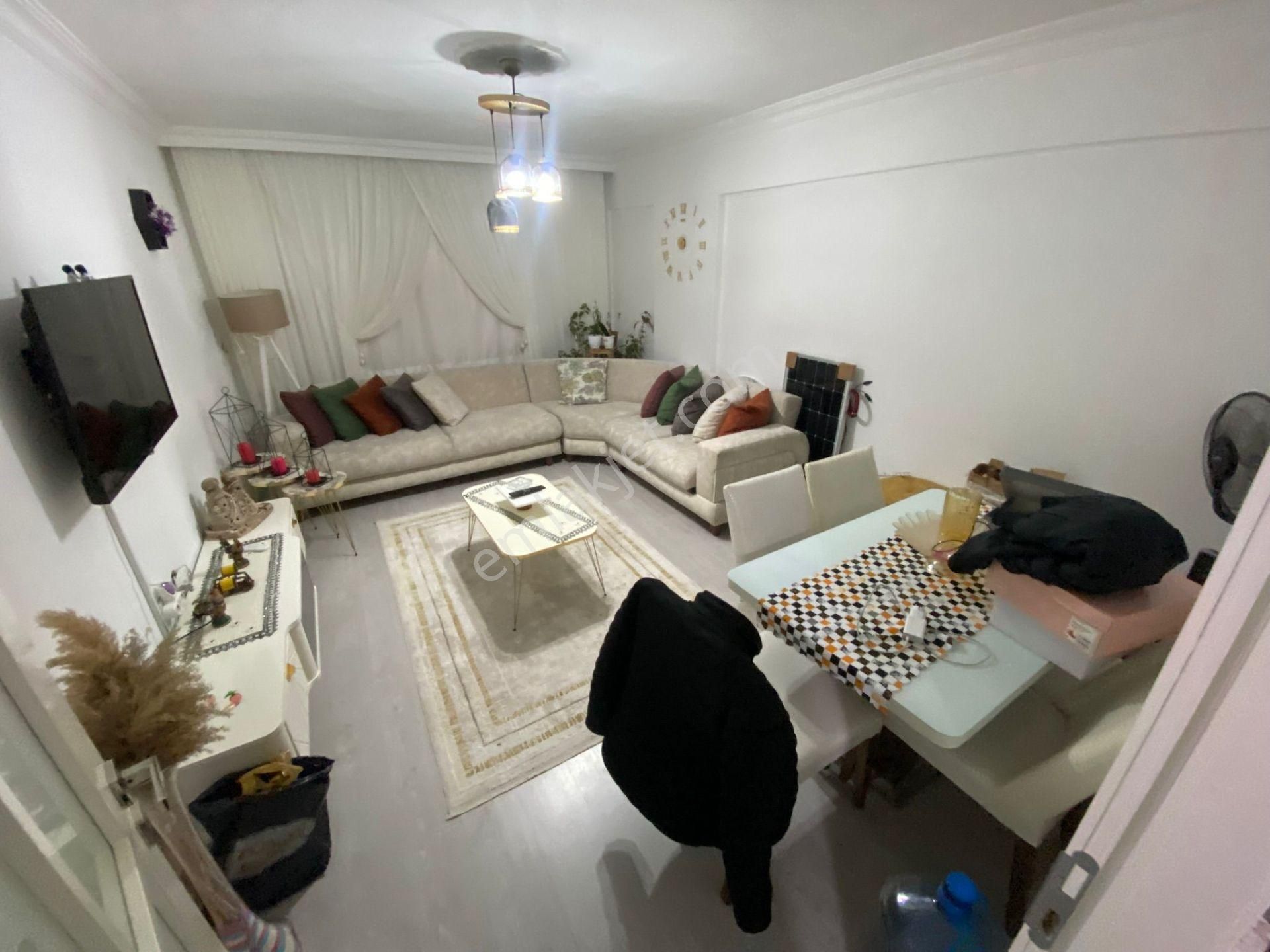 Sincan Ahievran'da Cadde Üzeri Ön Cephe Arakatta Emsalsiz Asansörlü Daire - Görsel 10