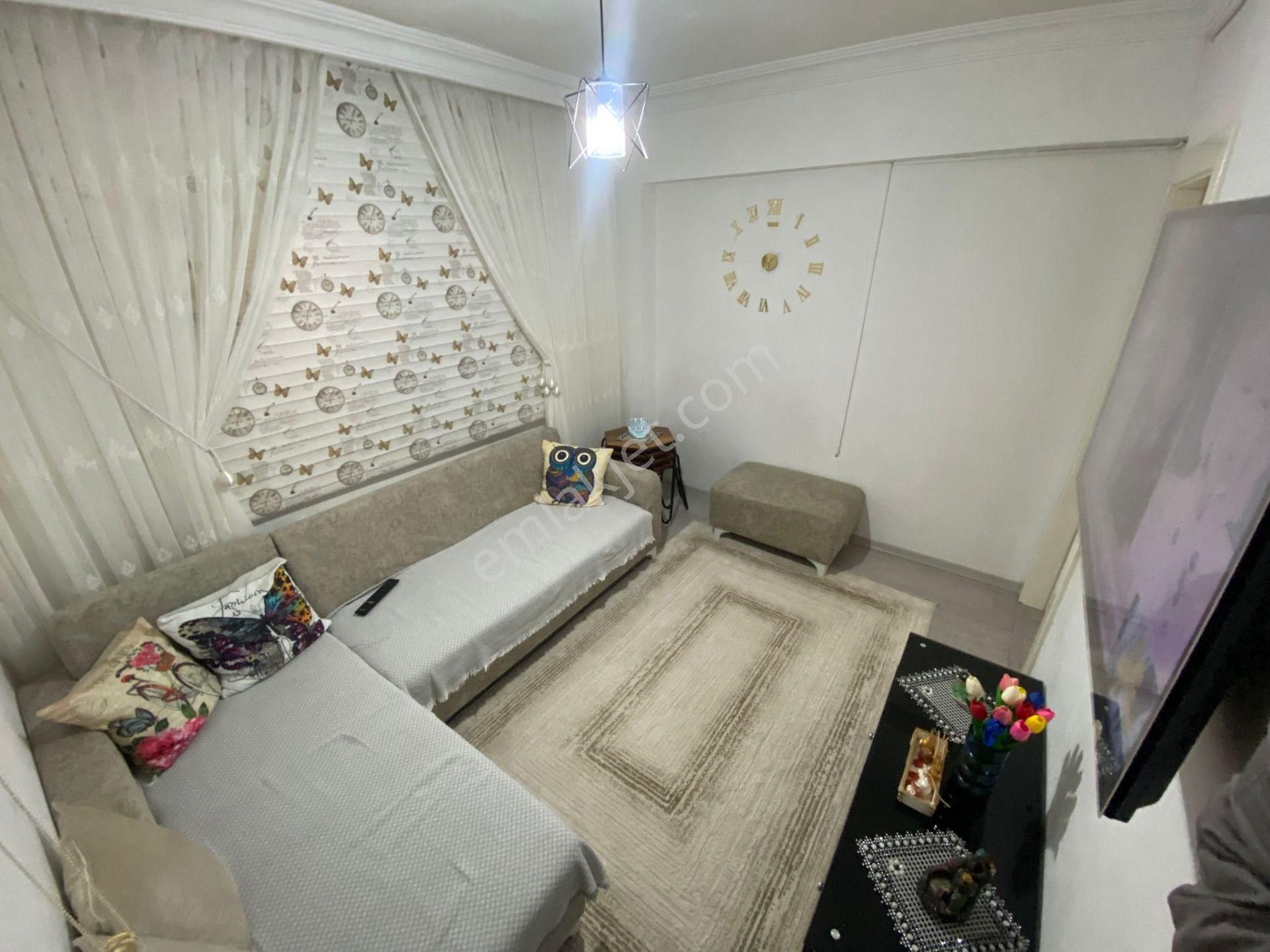 Sincan Ahievran'da Cadde Üzeri Ön Cephe Arakatta Emsalsiz Asansörlü Daire - Görsel 6