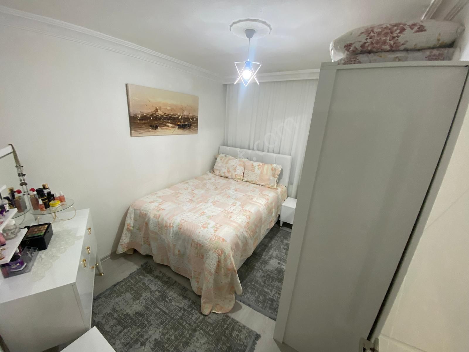 Sincan Ahievran'da Cadde Üzeri Ön Cephe Arakatta Emsalsiz Asansörlü Daire - Görsel 31