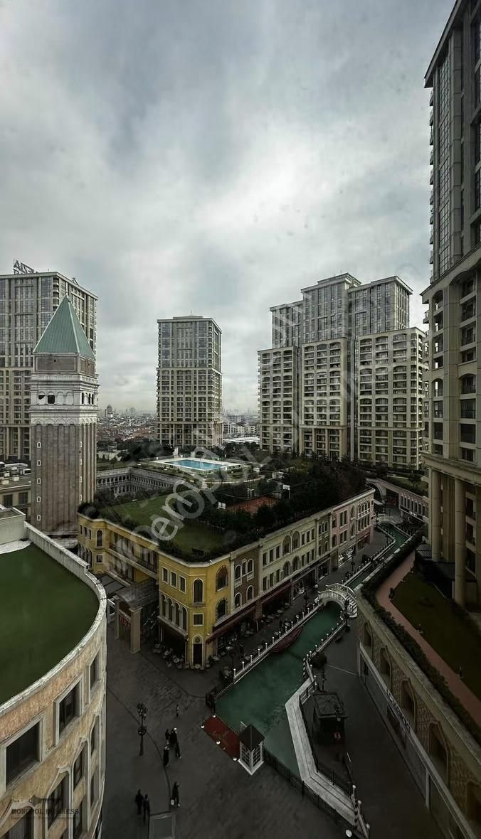 Viaport Veneziada Peyzaj Manzaralı Balkonlu 1+1 Satılık Daire - Görsel 5