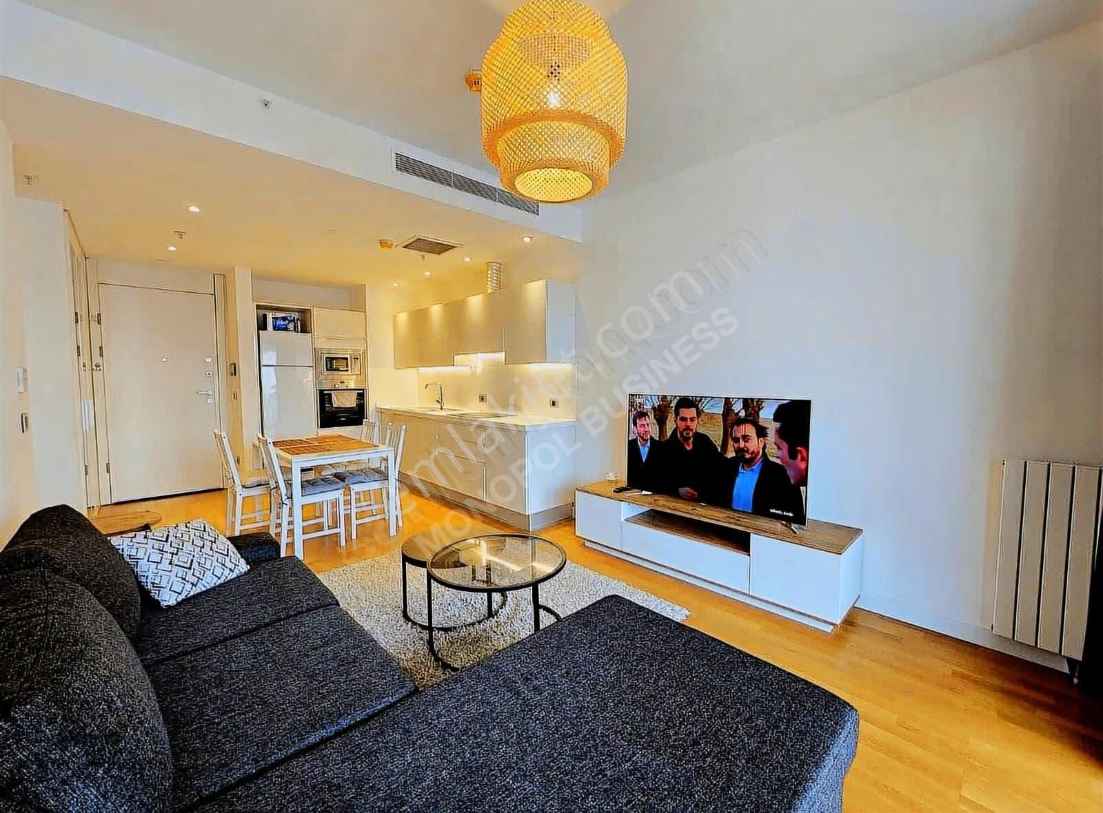 Blue Lake'de Göl Manzaralı, Eşyalı 1+1 Lüks Daire - Görsel 9