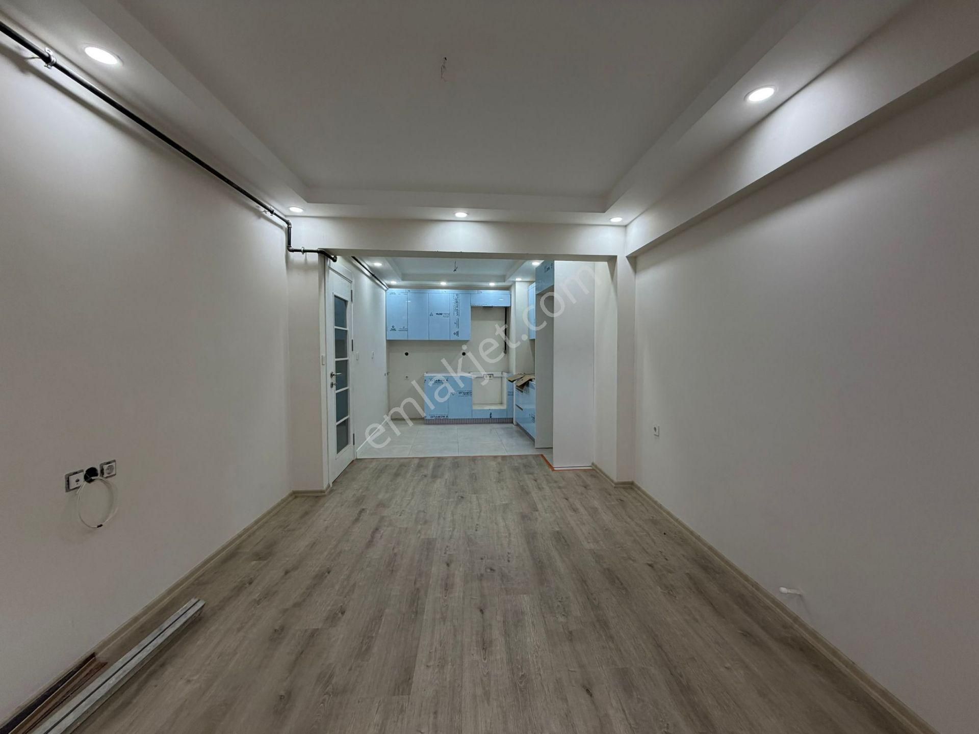 İstanbul House'dan Bahçelievler'de Sıfır Binada 1+1 Giriş Kat - Görsel 3