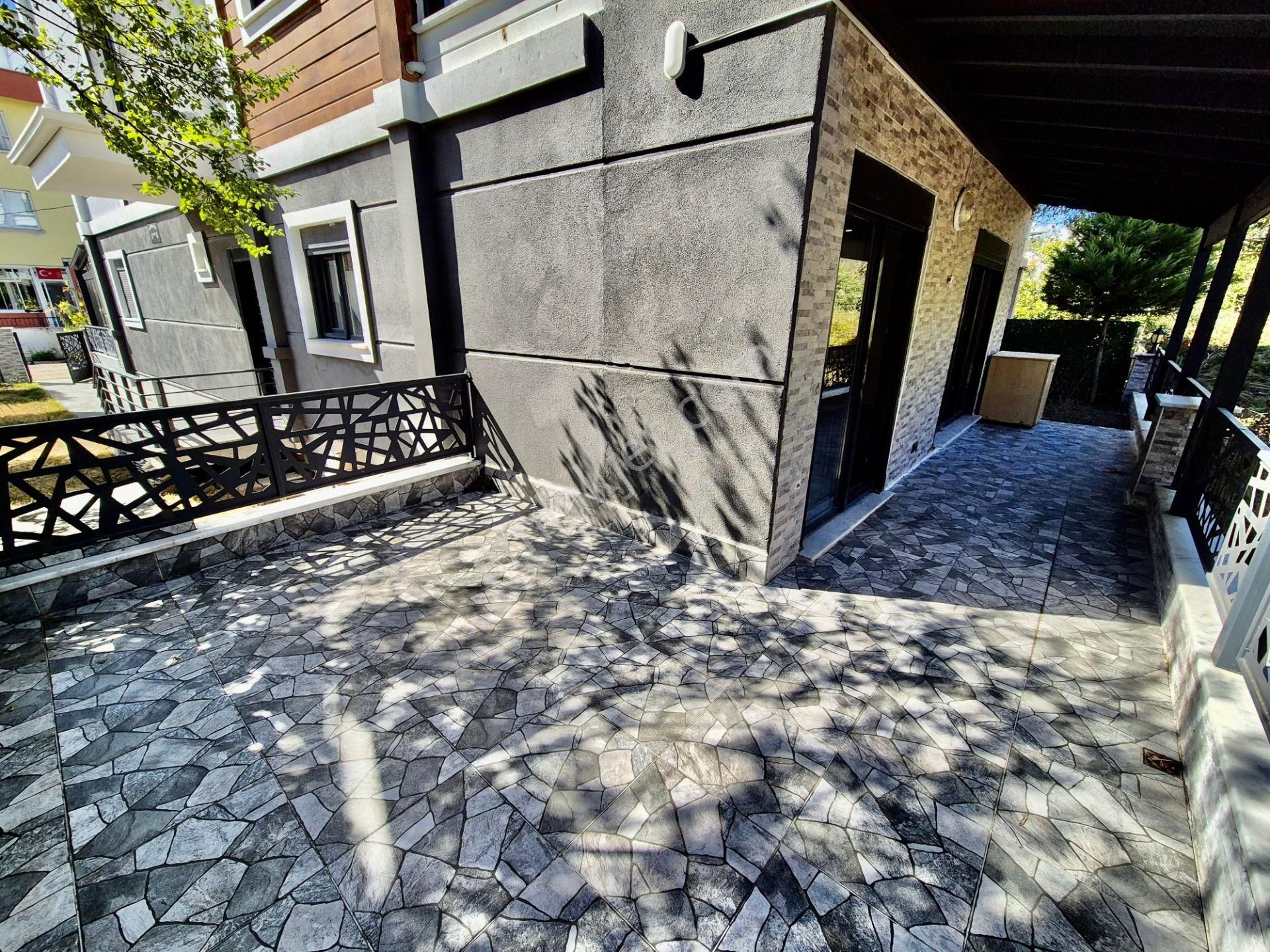 ▓karabuluttan▓akçay'ın En Prestijli Noktasında & Lüx Sıfır 4+1 Satılık Villa - Görsel 8