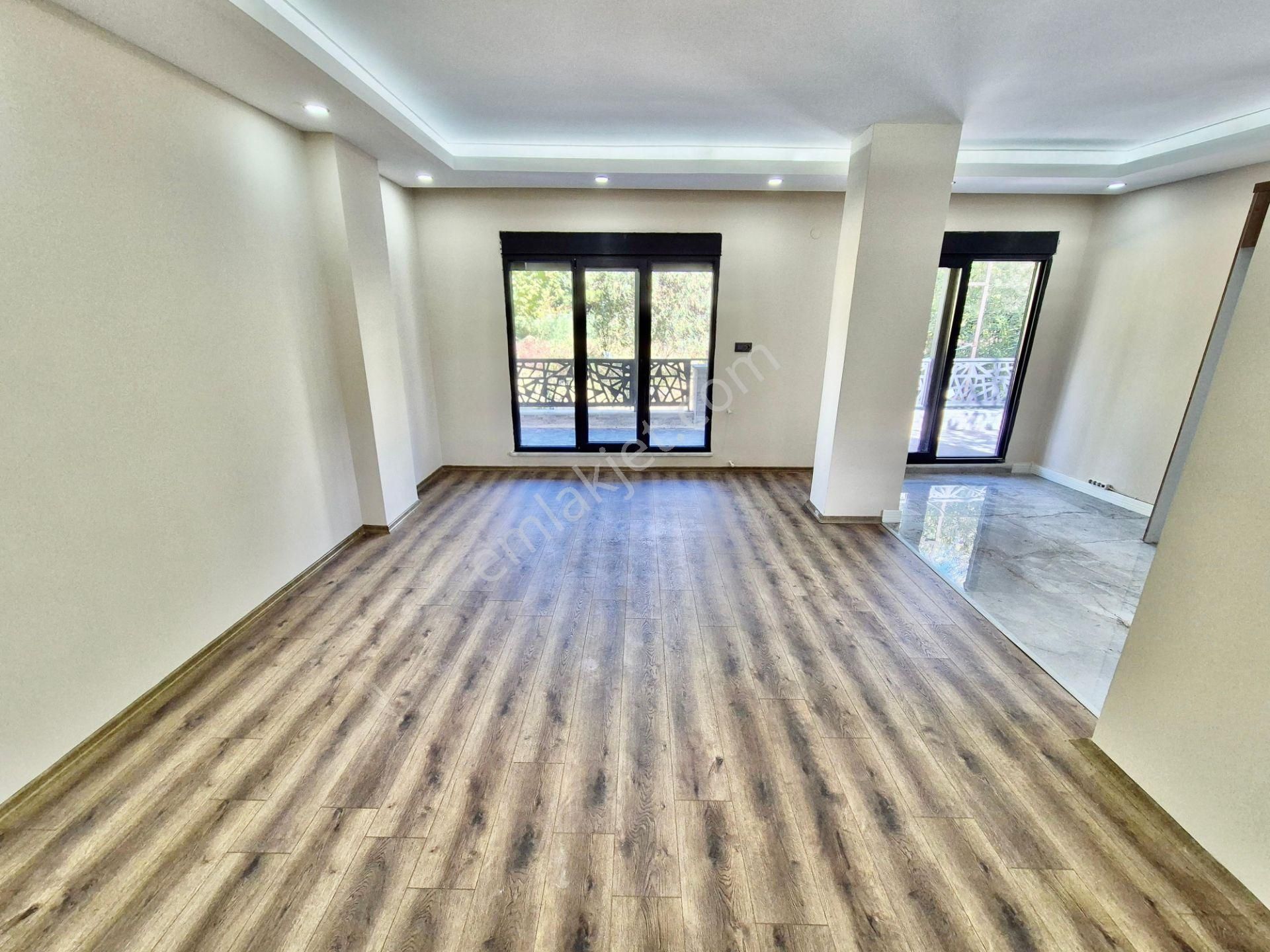 ▓karabuluttan▓akçay'ın En Prestijli Noktasında & Lüx Sıfır 4+1 Satılık Villa - Görsel 31