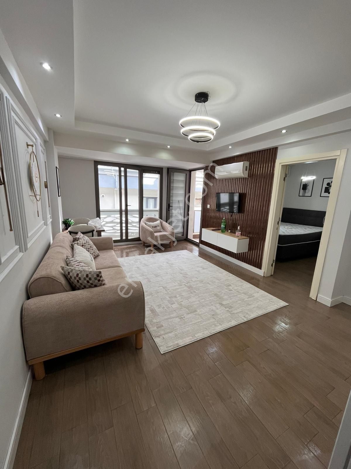 Özmecaz'dan Asmalıevler'de Üniversite Mevki 1+1 60m2 Arakat Balkonlu Full Eşyalı Lüks Apart - Görsel 2