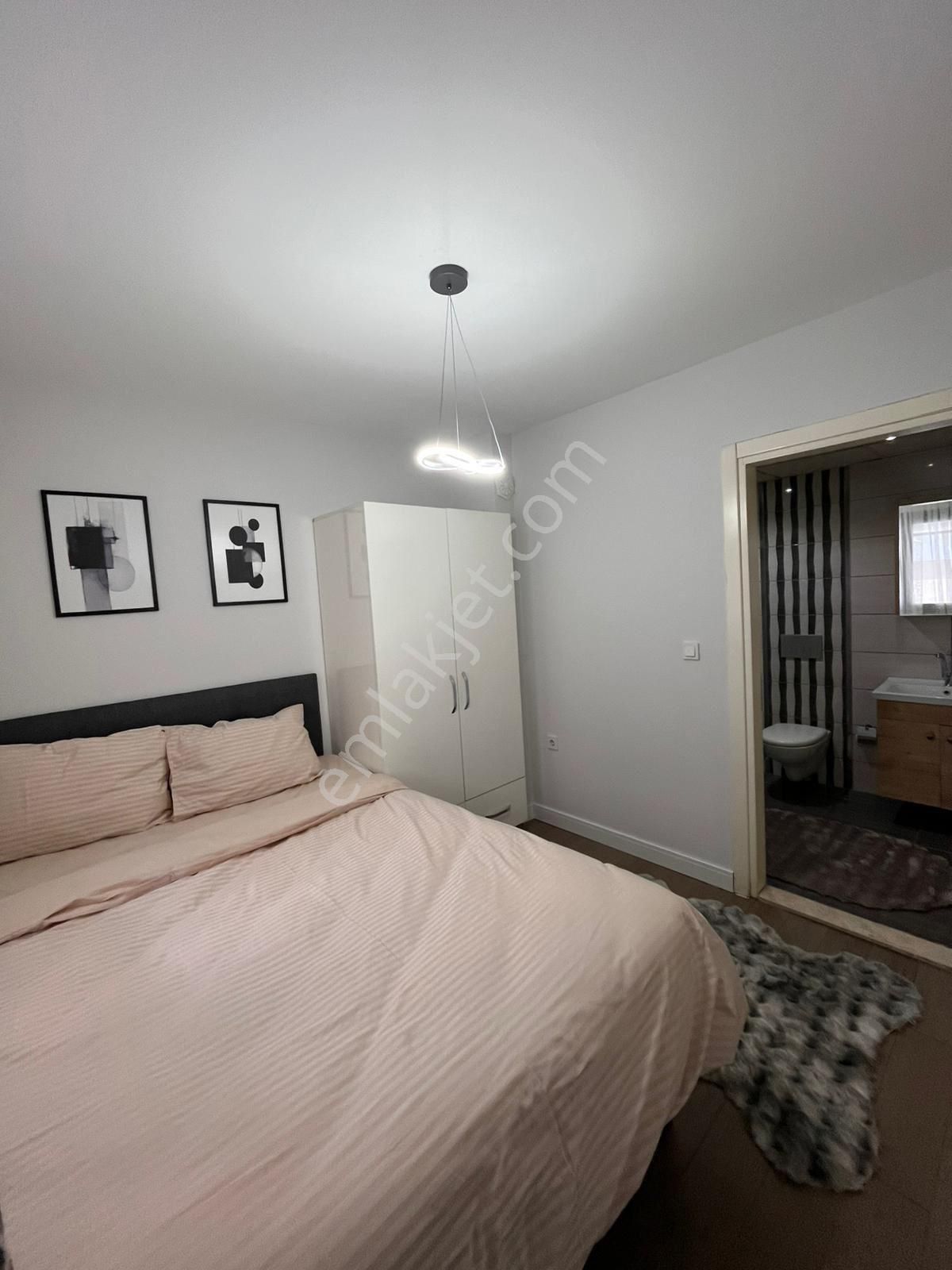 Özmecaz'dan Asmalıevler'de Üniversite Mevki 1+1 60m2 Arakat Balkonlu Full Eşyalı Lüks Apart - Görsel 5