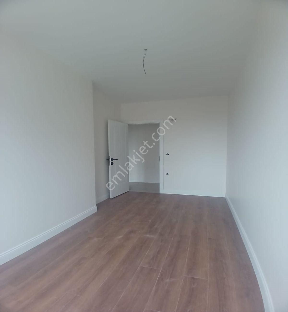 Avcılar Merkez Reşitpaşa Cad.cephe 3+1 Sıfır Ara Kat Daire - Görsel 17