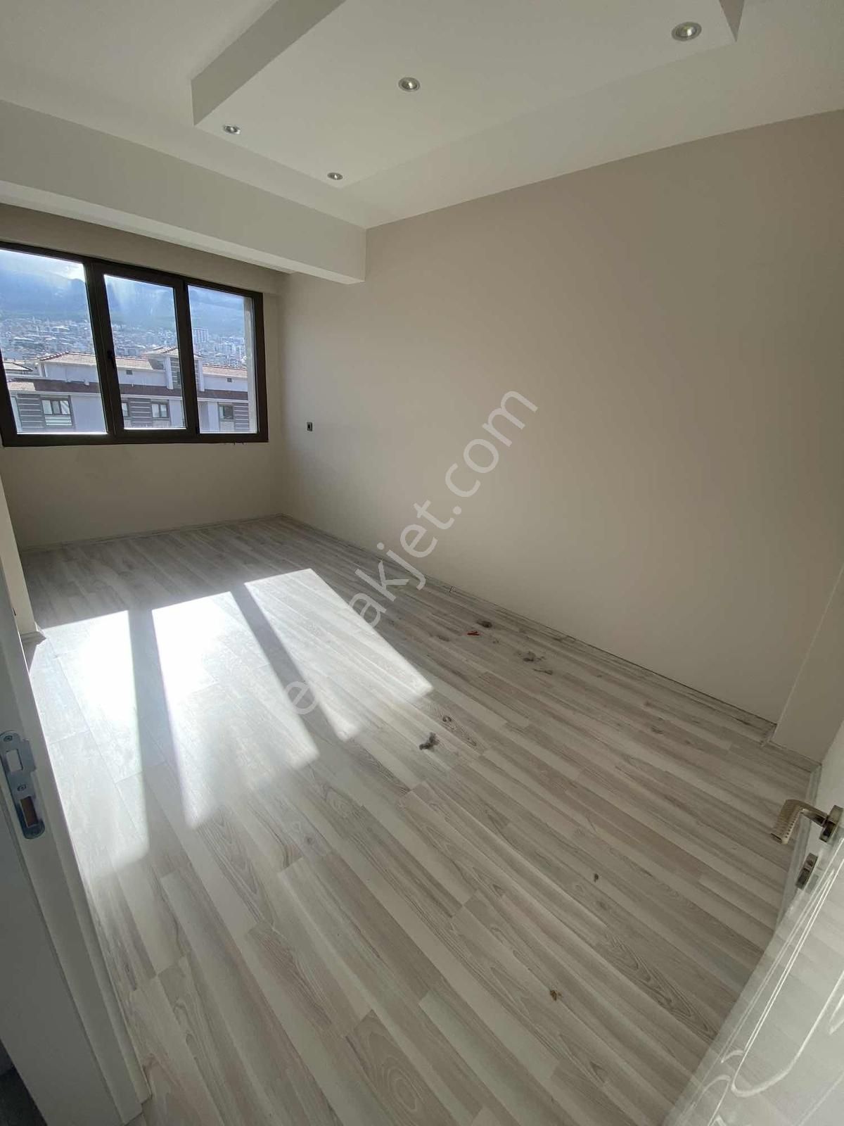 Bağbaşı Eskiyol Yakını 2+1 105m2 Arakat Manzaralı Fırsat Daire - Görsel 10