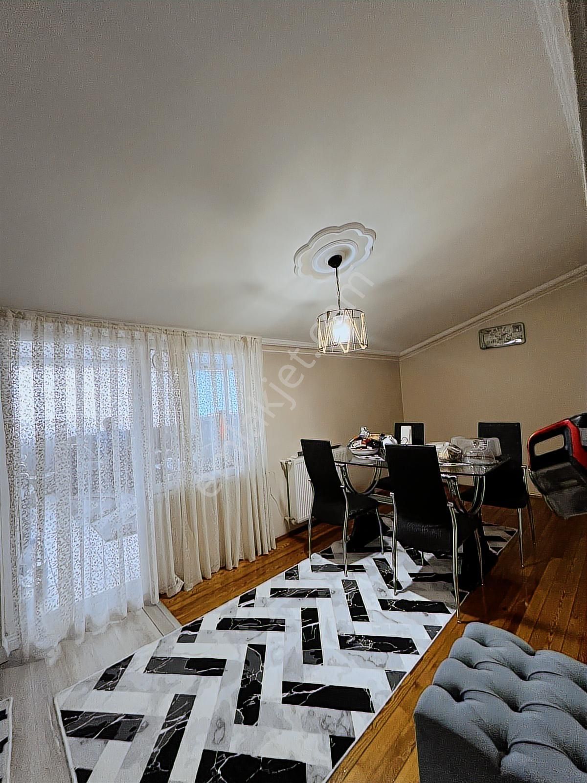 Mimarsinan' Da Geniş Kullanımlı Alt Üst Ayrı Girişli Dubleks - Görsel 20