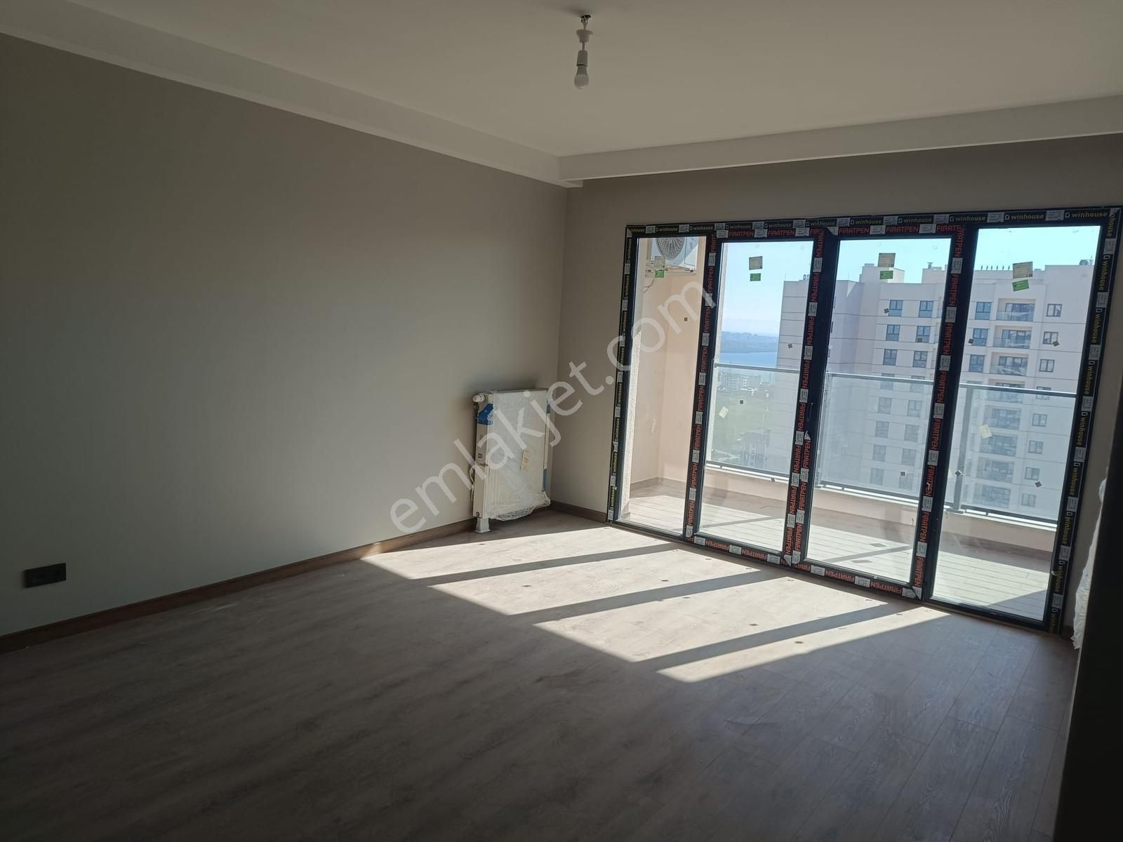 Ispartakule Bizimevler11 Modern Göl Ve Peyzaj Manzaralı - Görsel 2